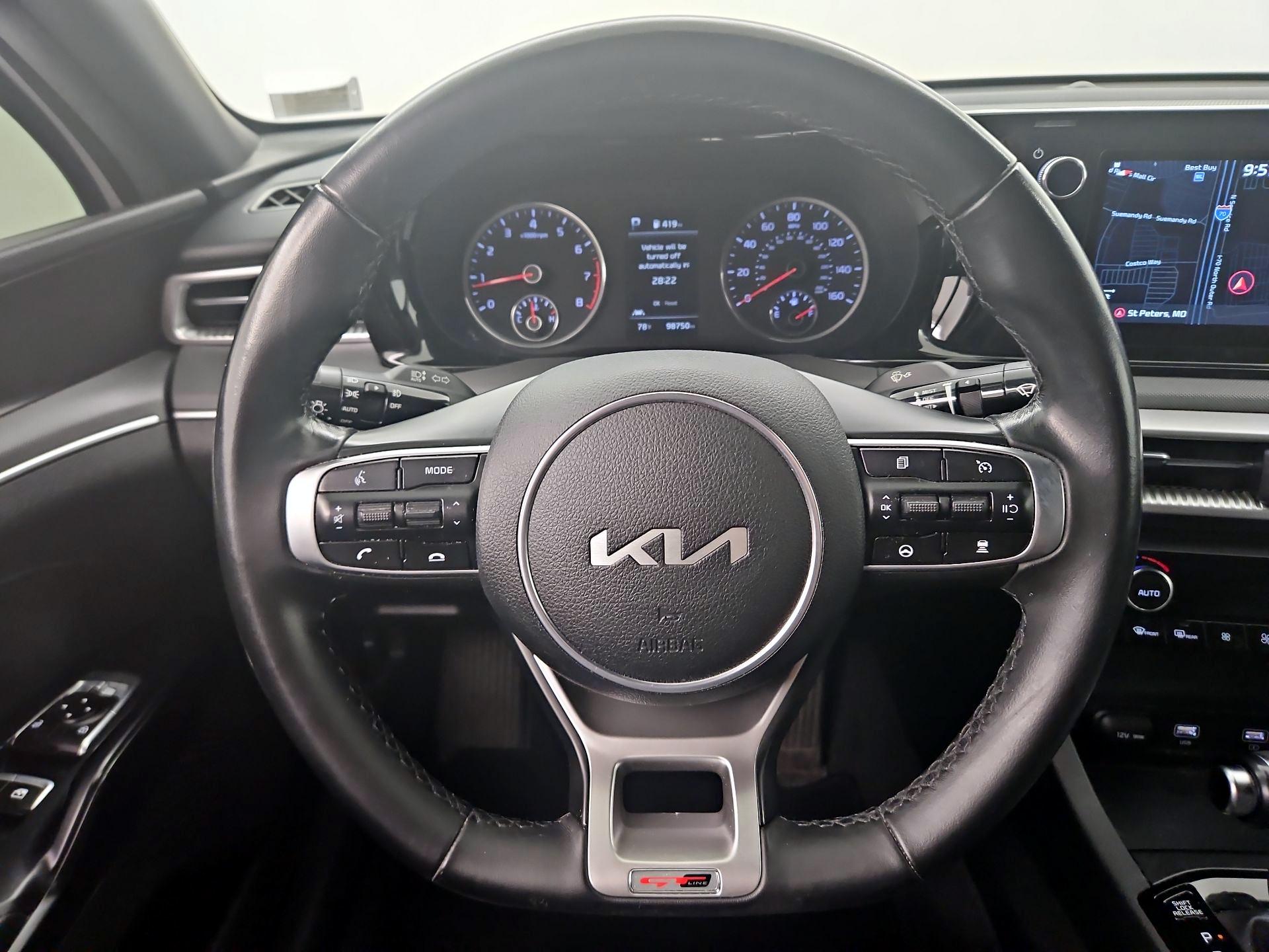 Thumbnail: 2022 Kia K5 - 10