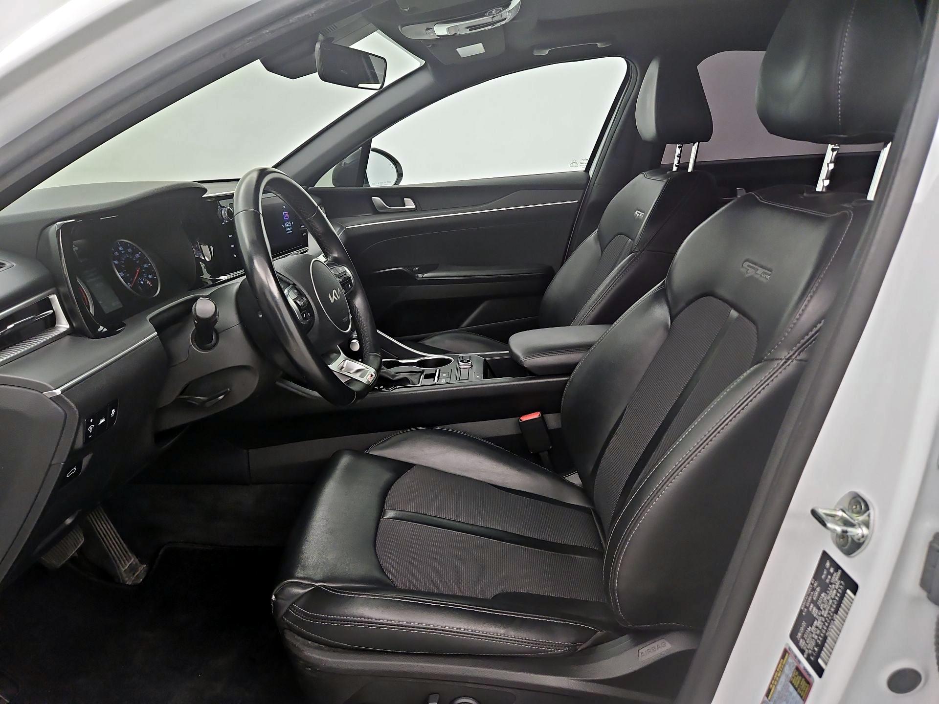 Thumbnail: 2022 Kia K5 - 11
