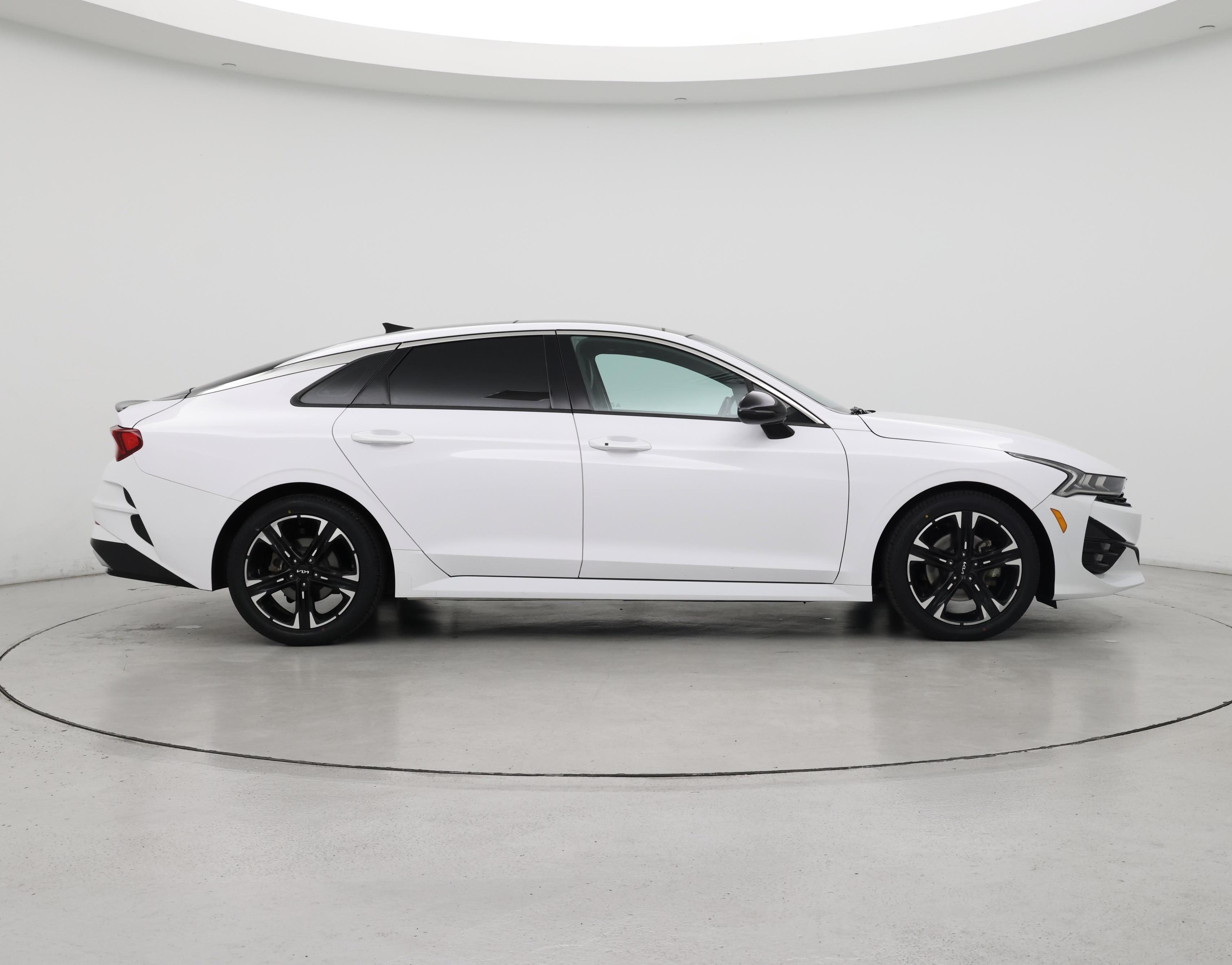 Thumbnail: 2022 Kia K5 - 7