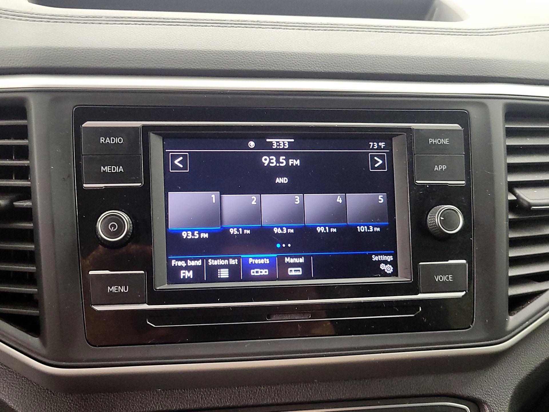 Thumbnail: 2021 Volkswagen Atlas - 15