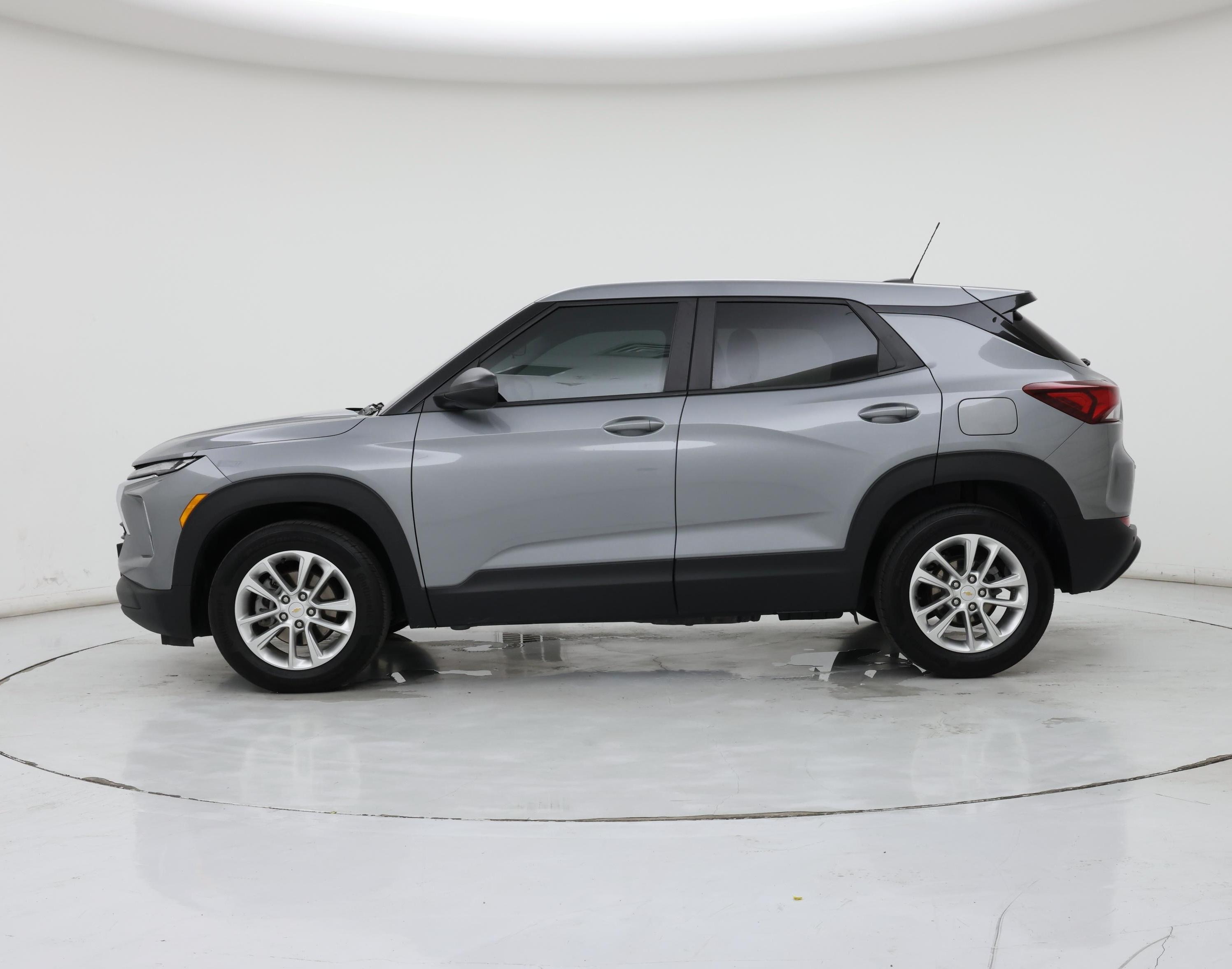 Thumbnail: 2024 Chevrolet TrailBlazer - 3