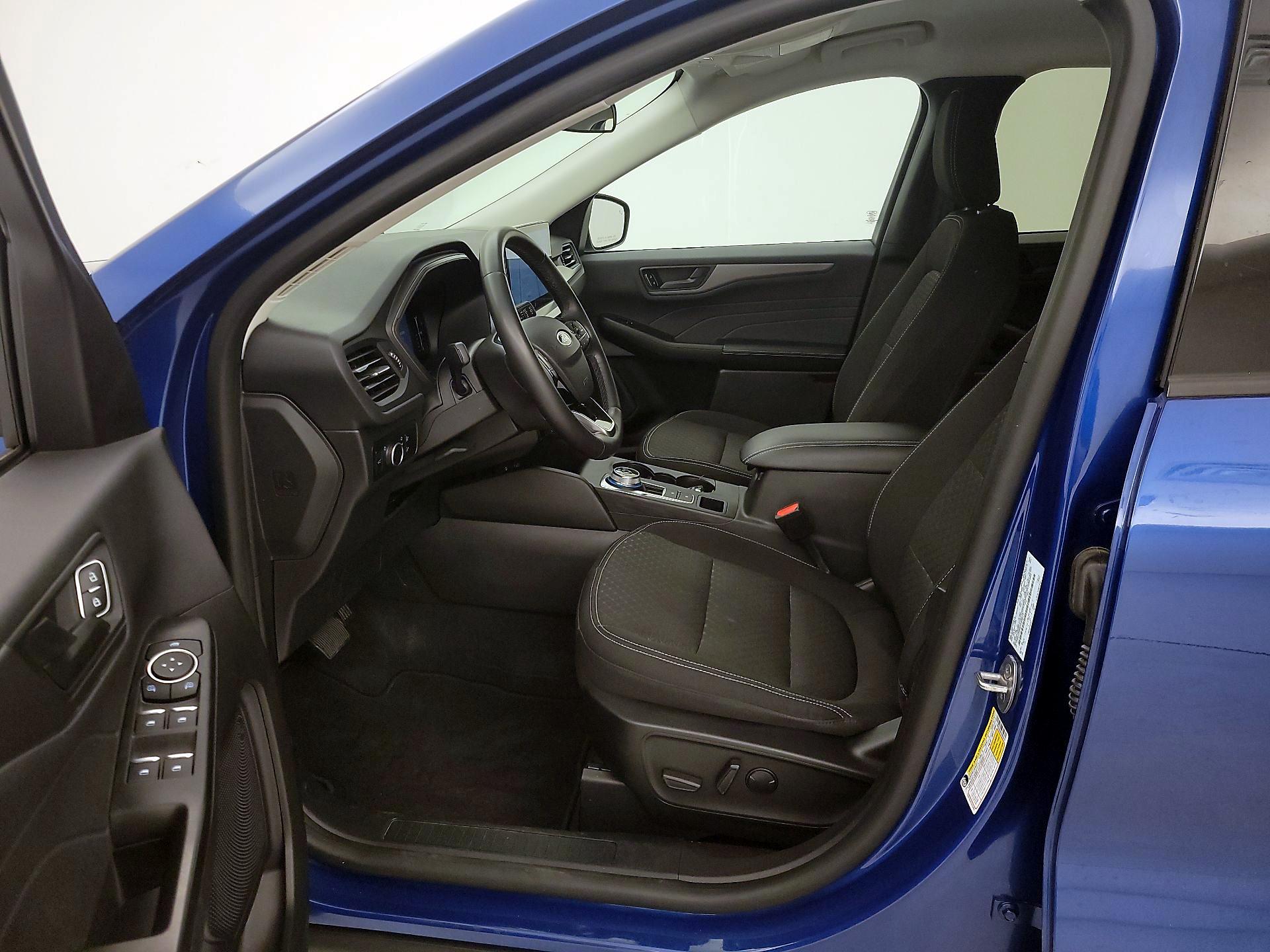 Thumbnail: 2023 Ford Escape - 11