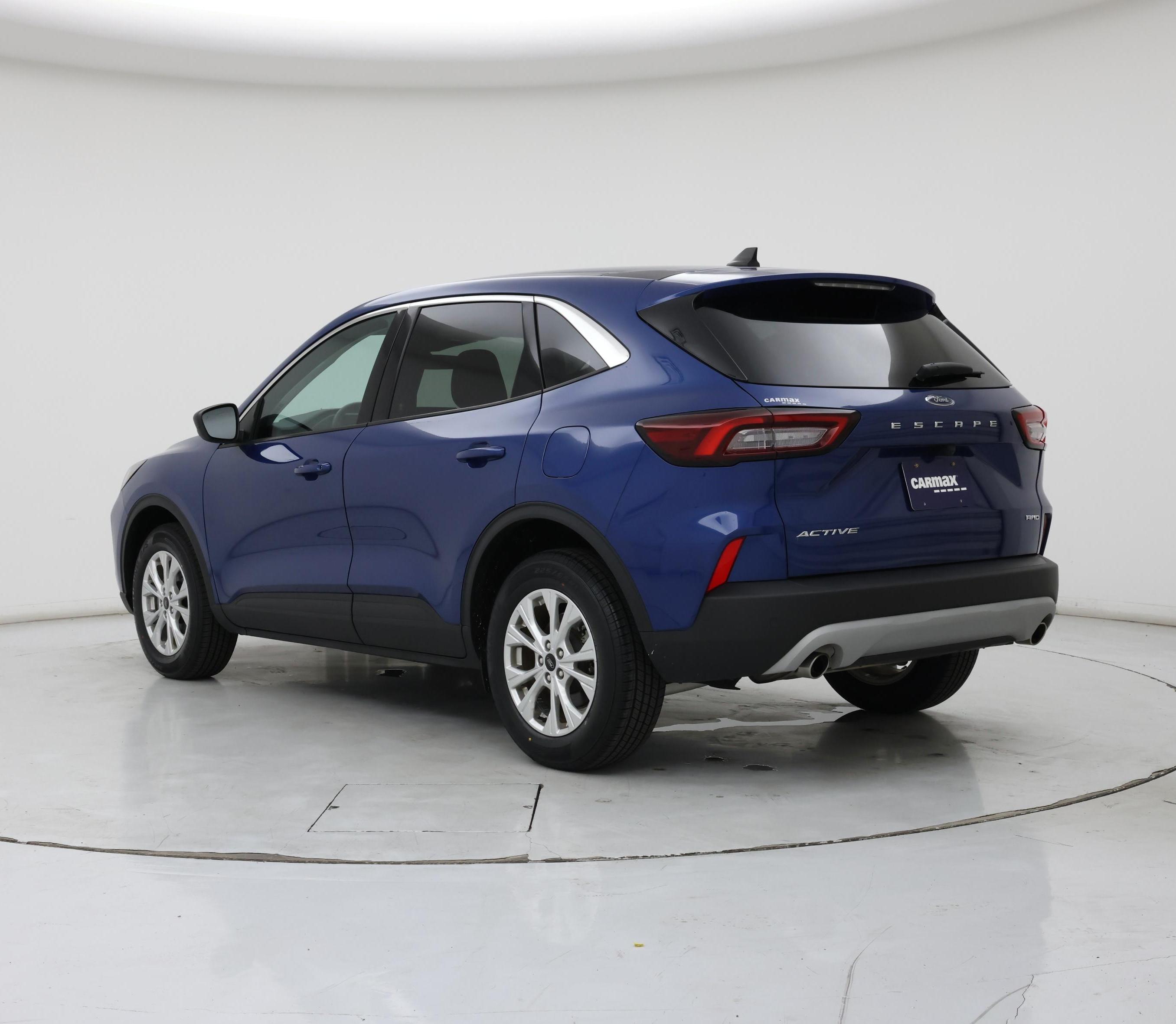 Thumbnail: 2023 Ford Escape - 2