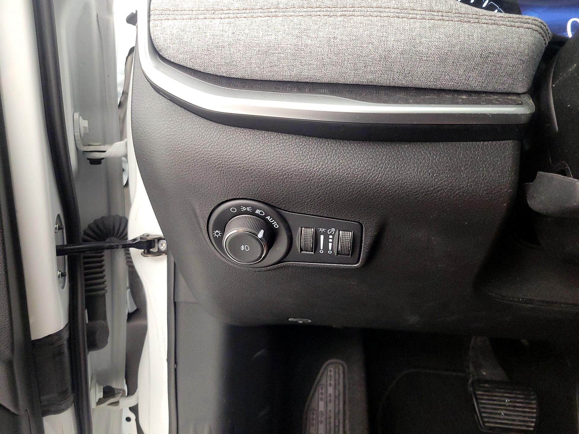 Thumbnail: 2024 Jeep Compass - 13
