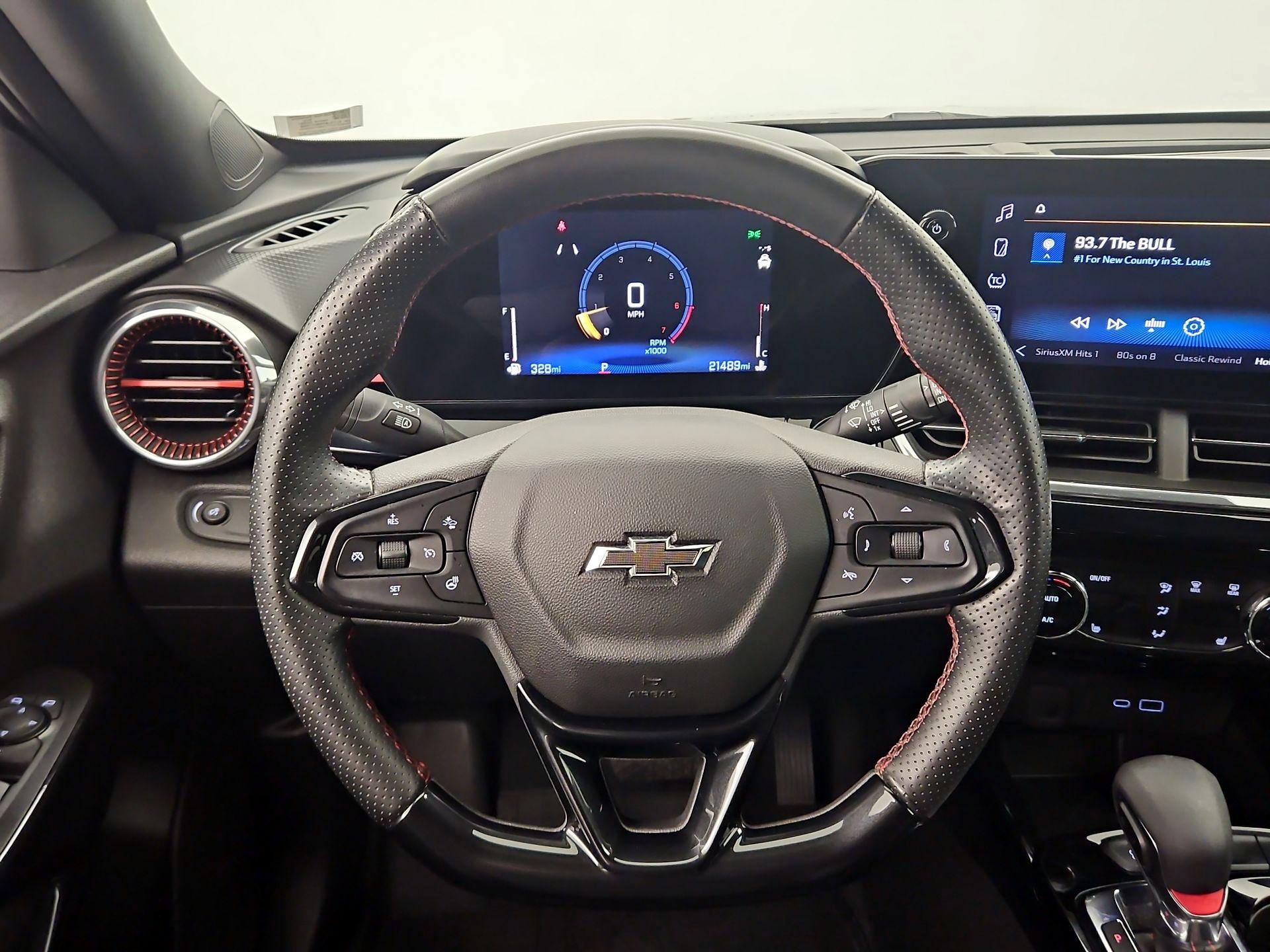 Thumbnail: 2025 Chevrolet Trax - 10