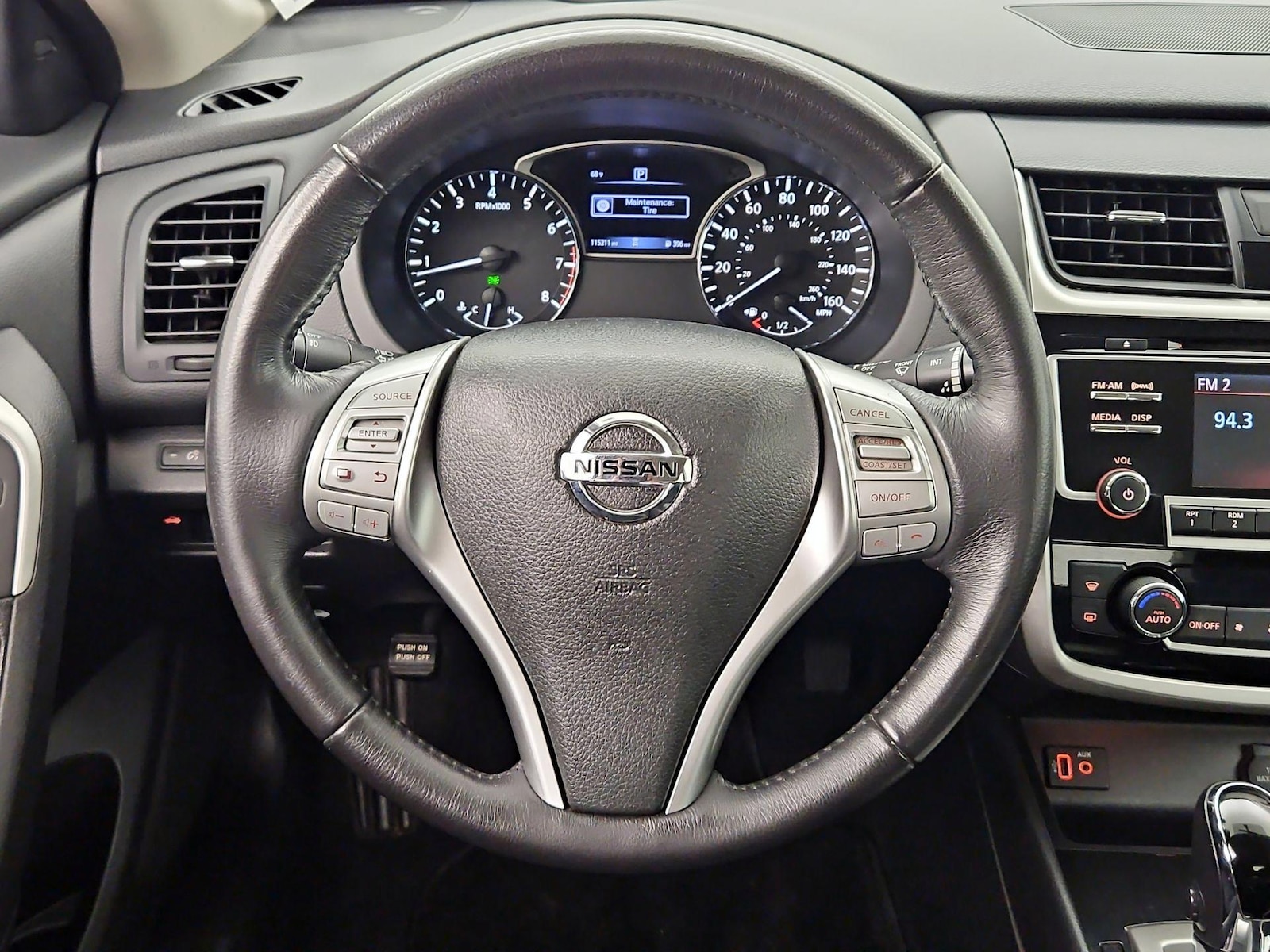 2018 Nissan Altima SV - Photo 11