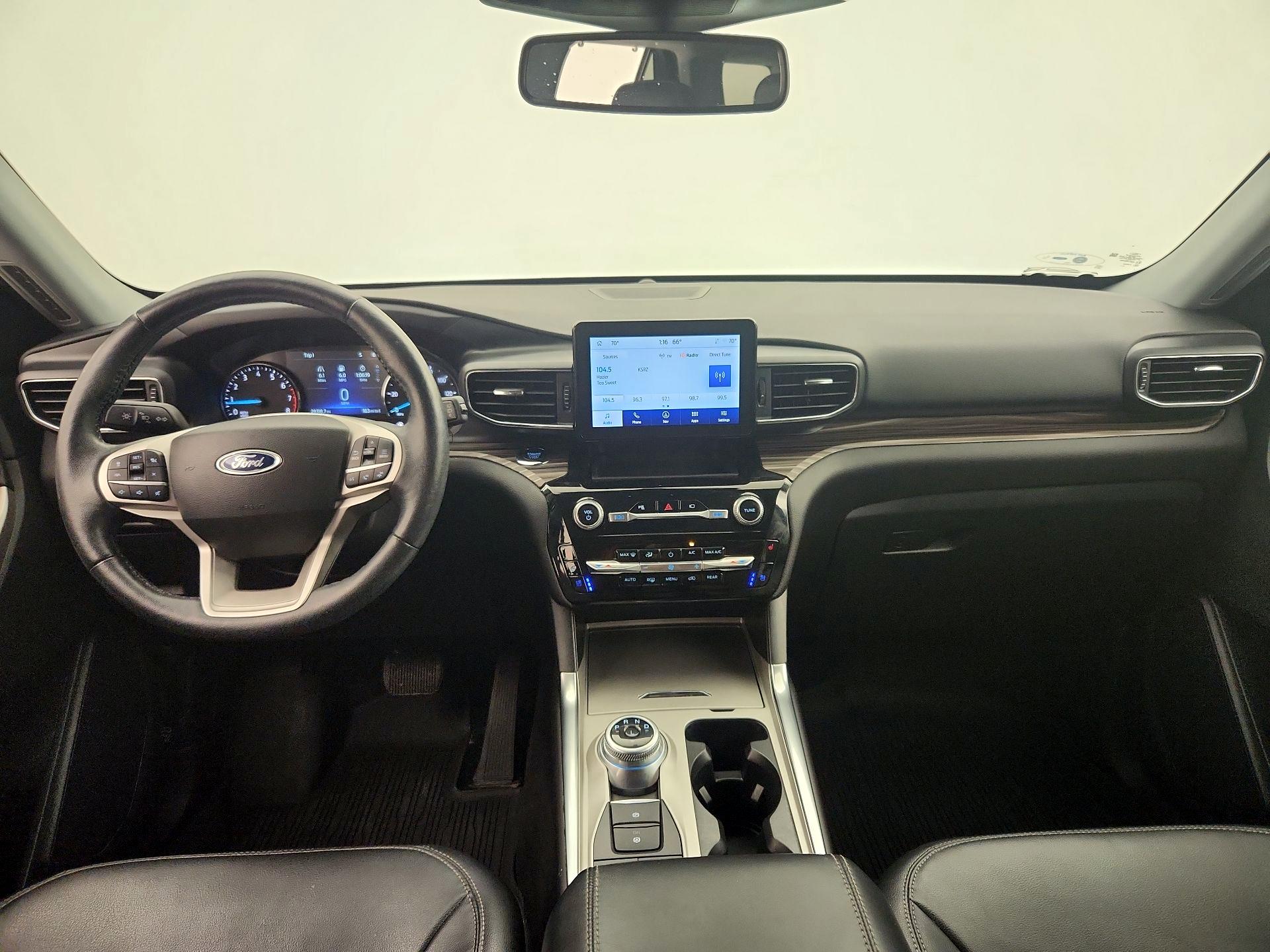 Thumbnail: 2023 Ford Explorer - 9