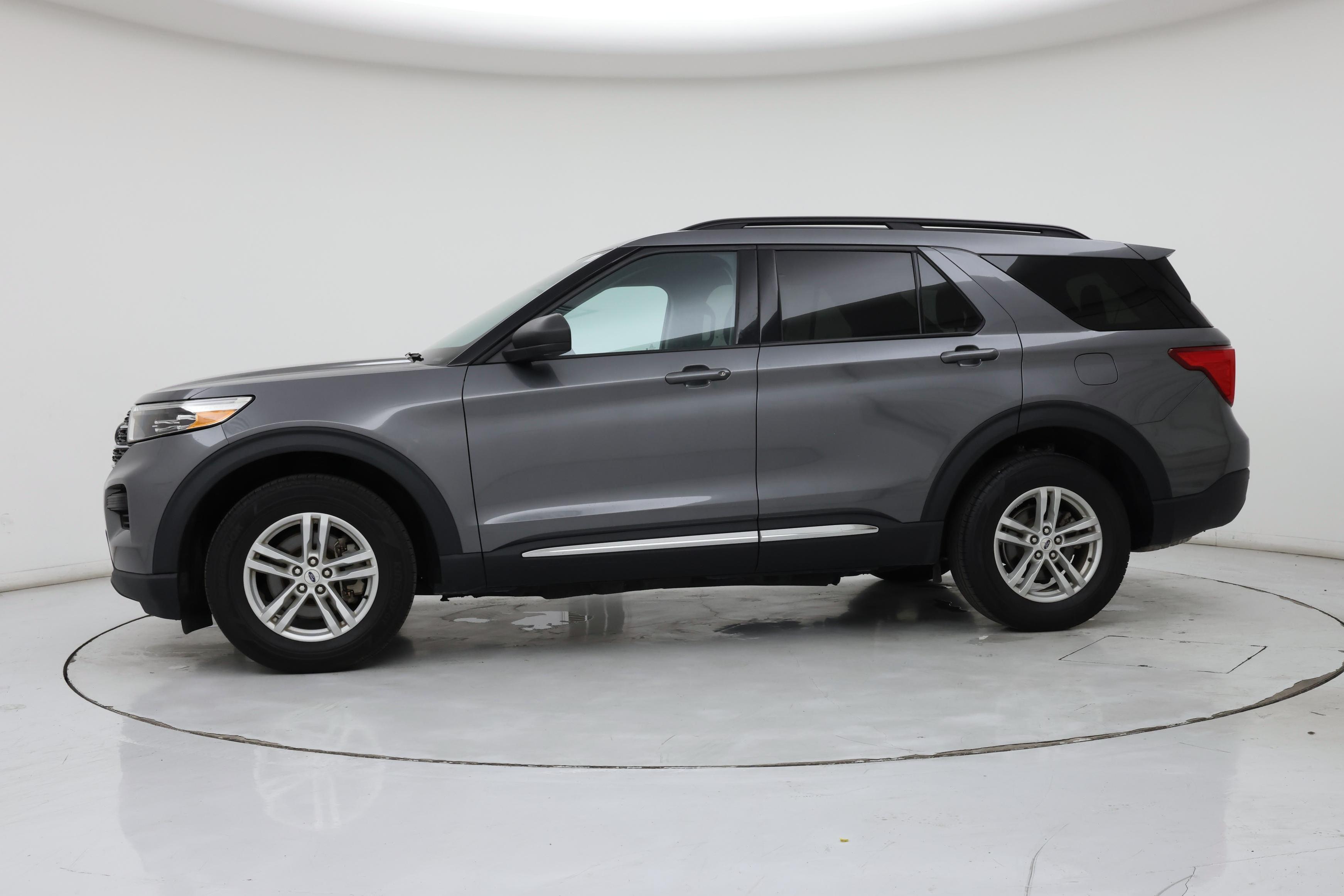 Thumbnail: 2024 Ford Explorer - 3