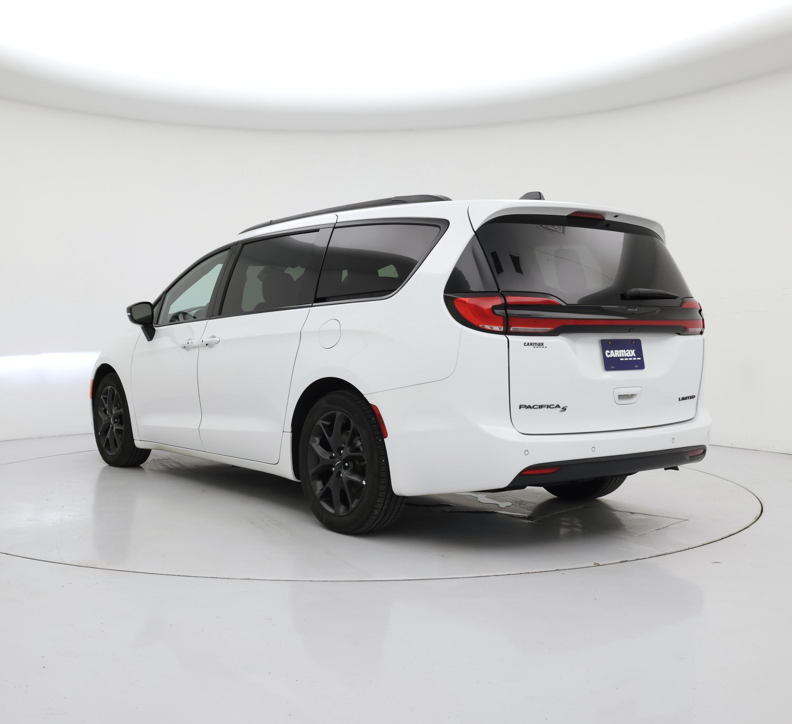 Thumbnail: 2025 Chrysler Pacifica - 2