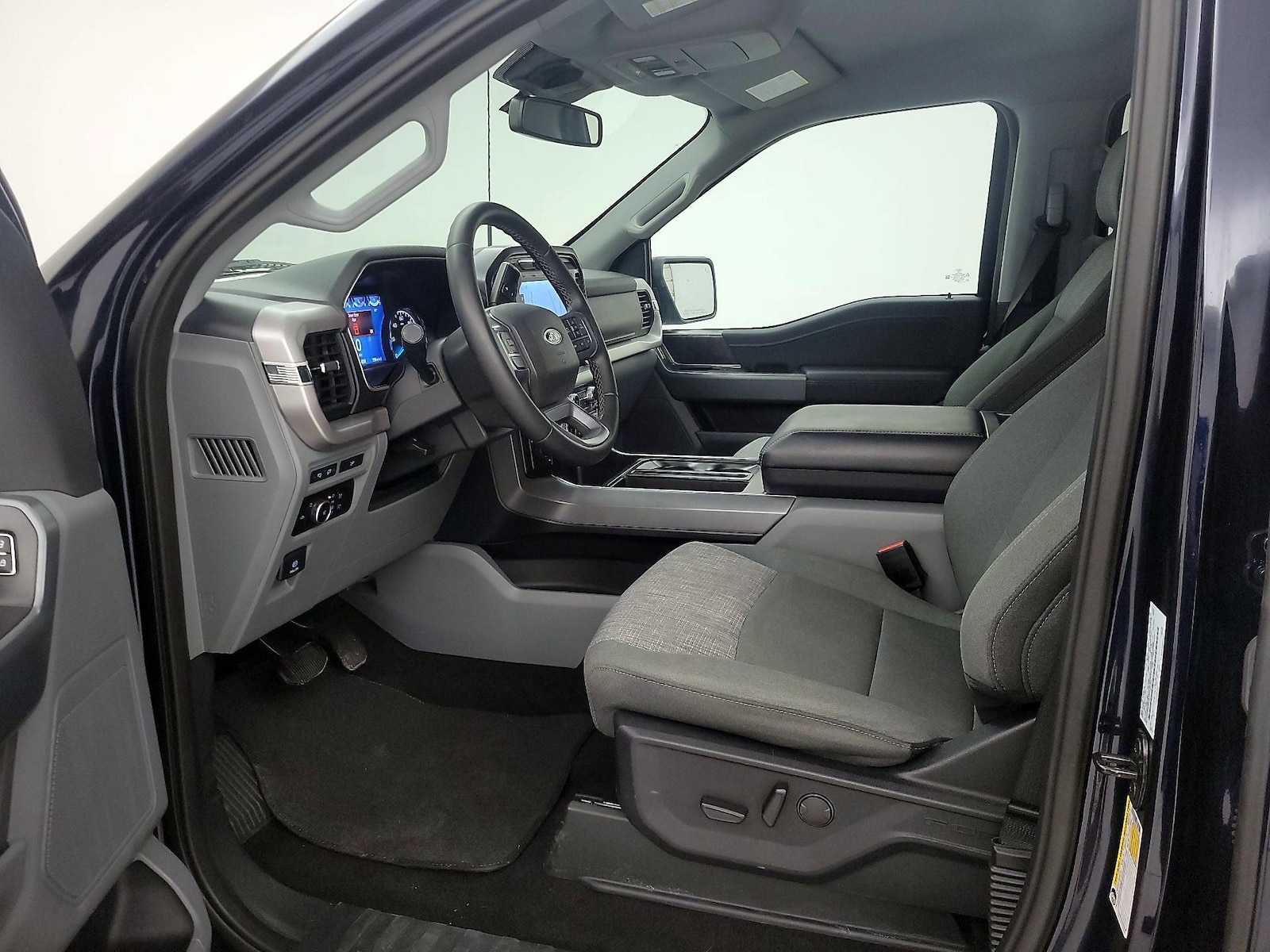 2023 Ford F-150 XLT - Photo 12