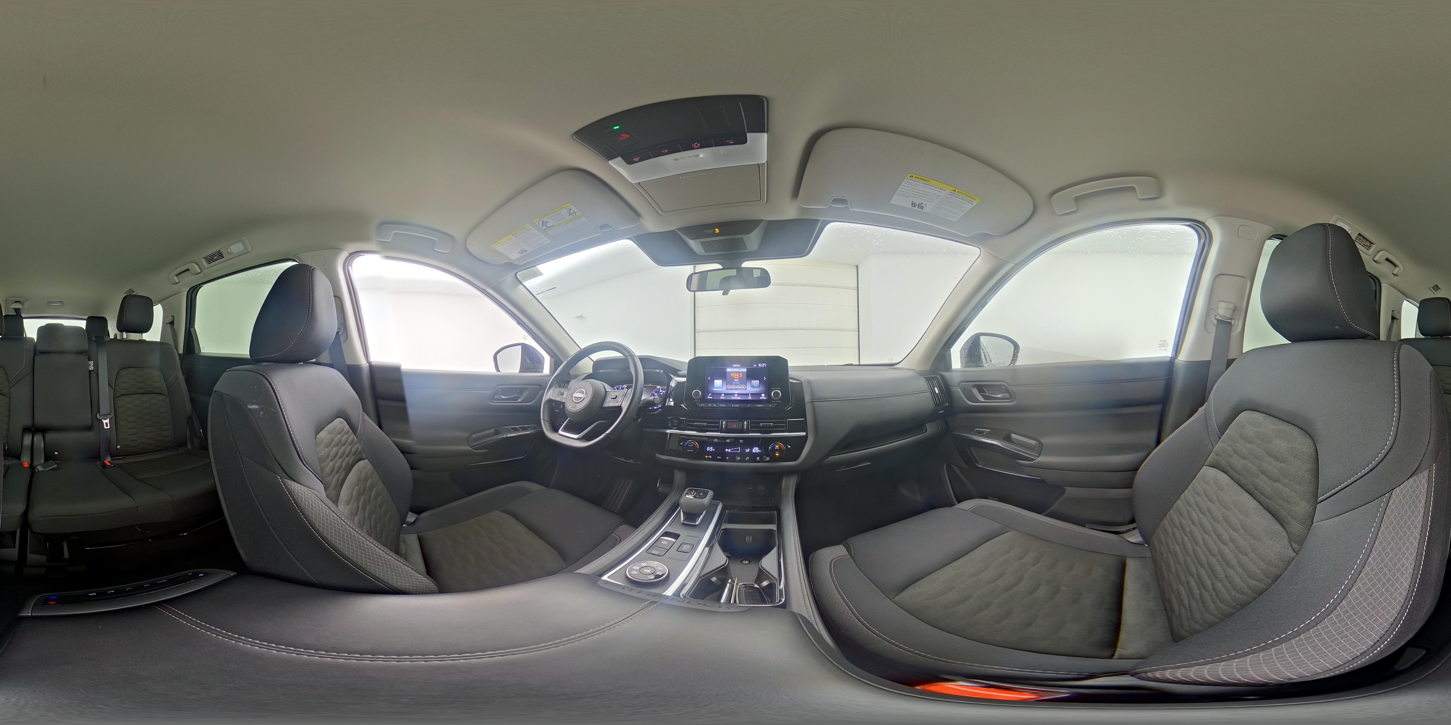 2025 Nissan Pathfinder SV - Photo 26