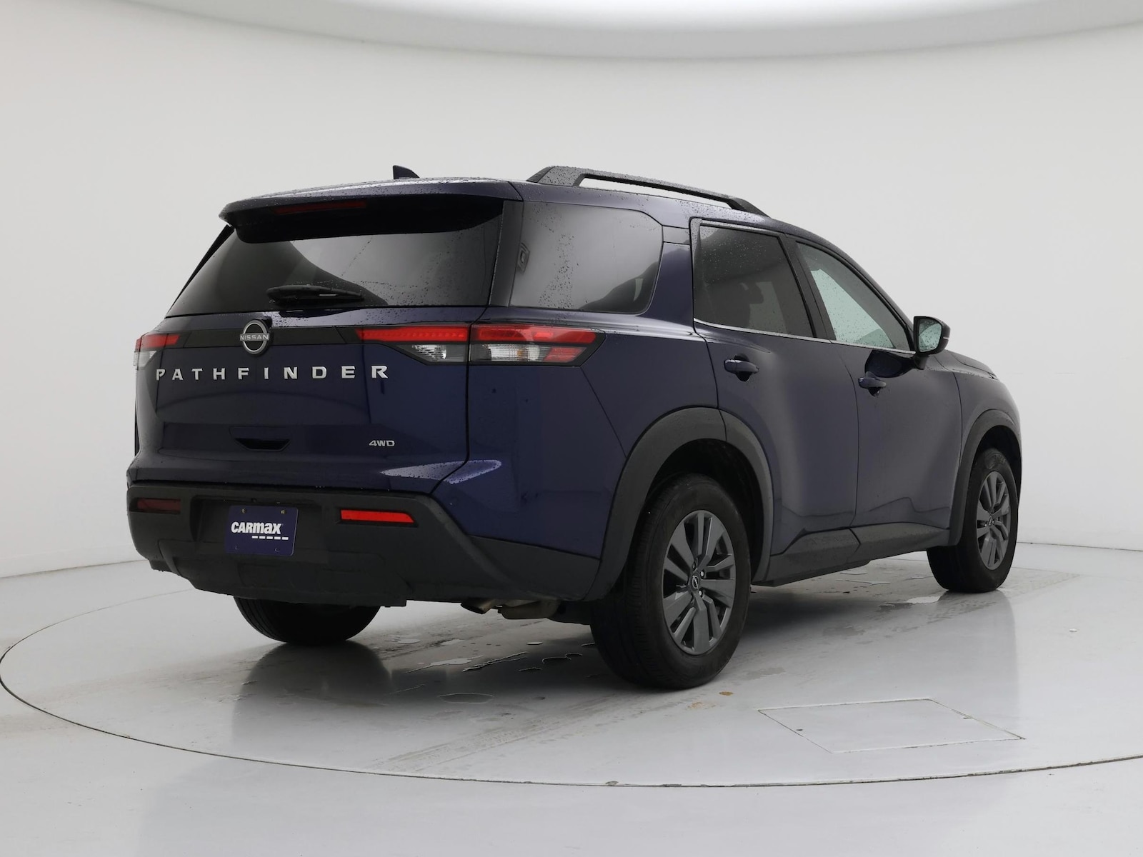 2025 Nissan Pathfinder SV - Photo 9