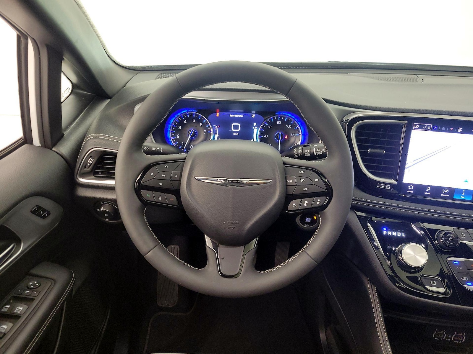 2025 Chrysler Pacifica Limited - Photo 11
