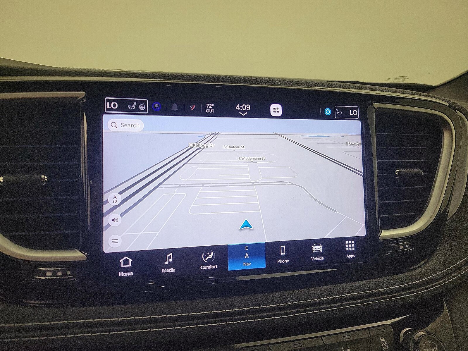 2025 Chrysler Pacifica Limited - Photo 15