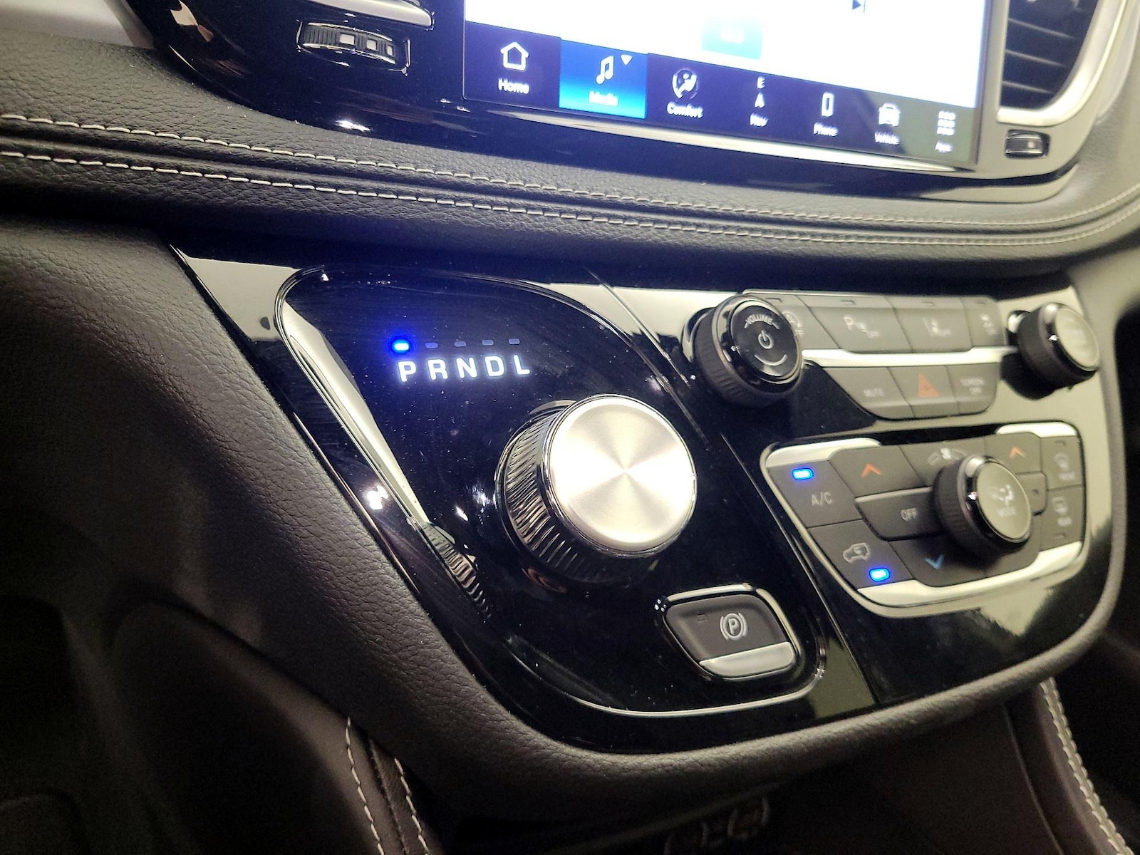 2025 Chrysler Pacifica Limited - Photo 19
