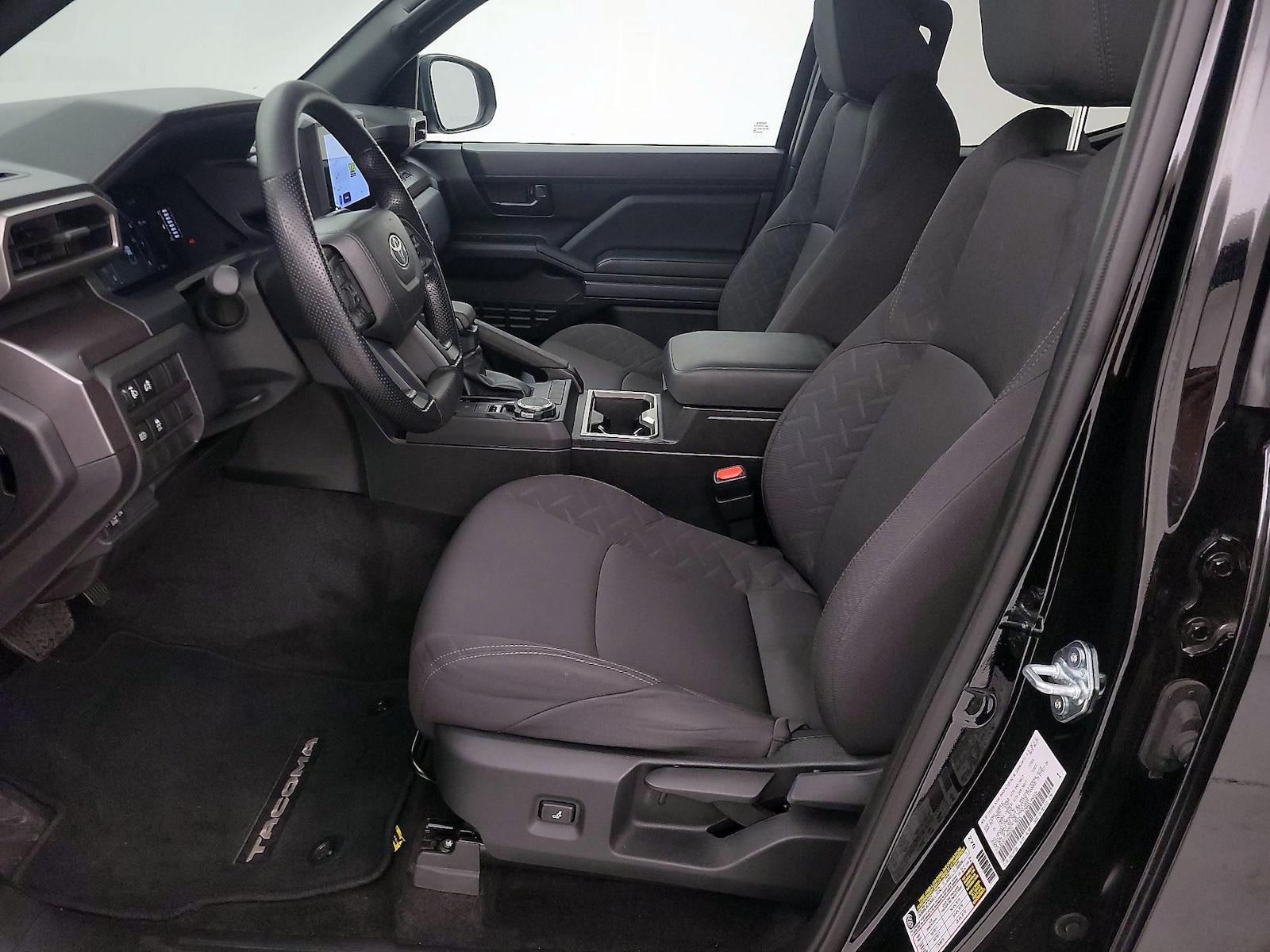 2025 Toyota Tacoma SR5 - Photo 12
