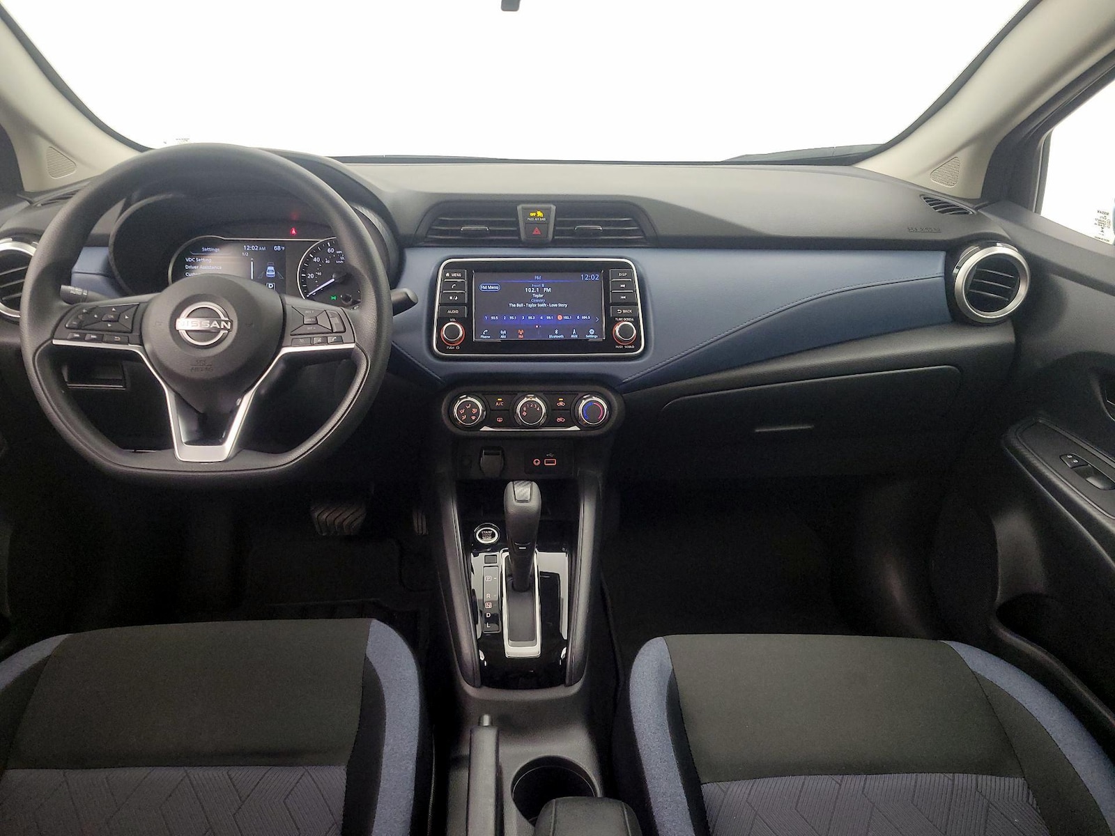2025 Nissan Versa Sedan SV - Photo 10