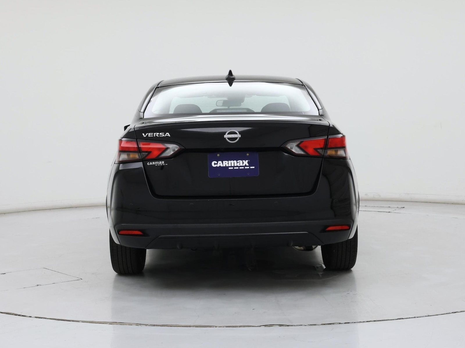 2025 Nissan Versa Sedan SV - Photo 7
