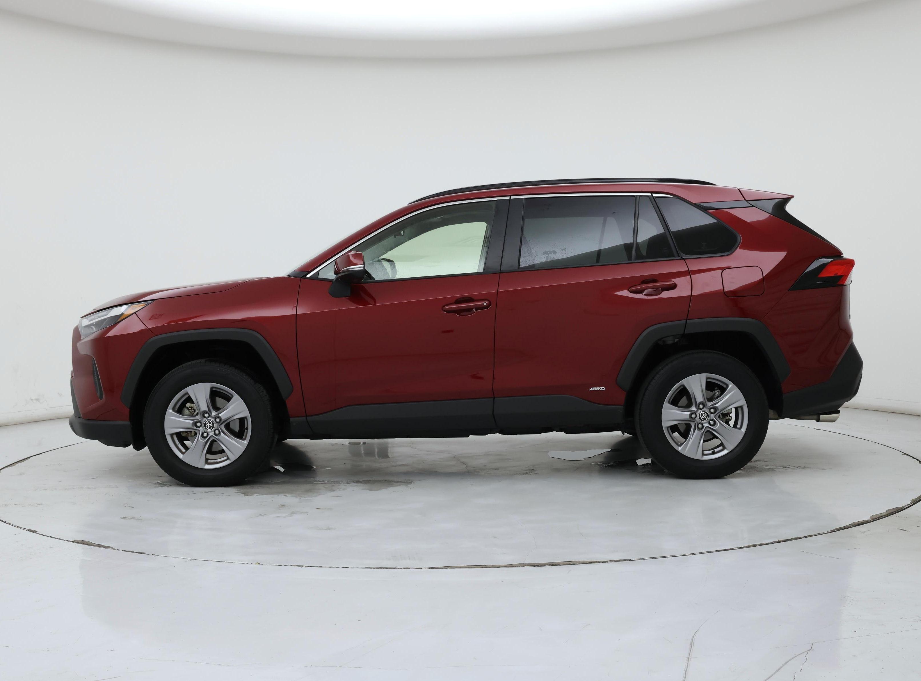 Thumbnail: 2025 Toyota RAV4 - 3