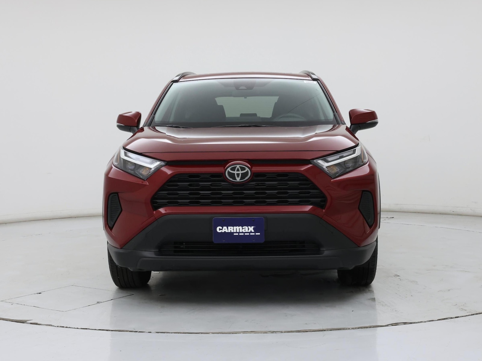 2025 Toyota RAV4 XLE - Photo 6