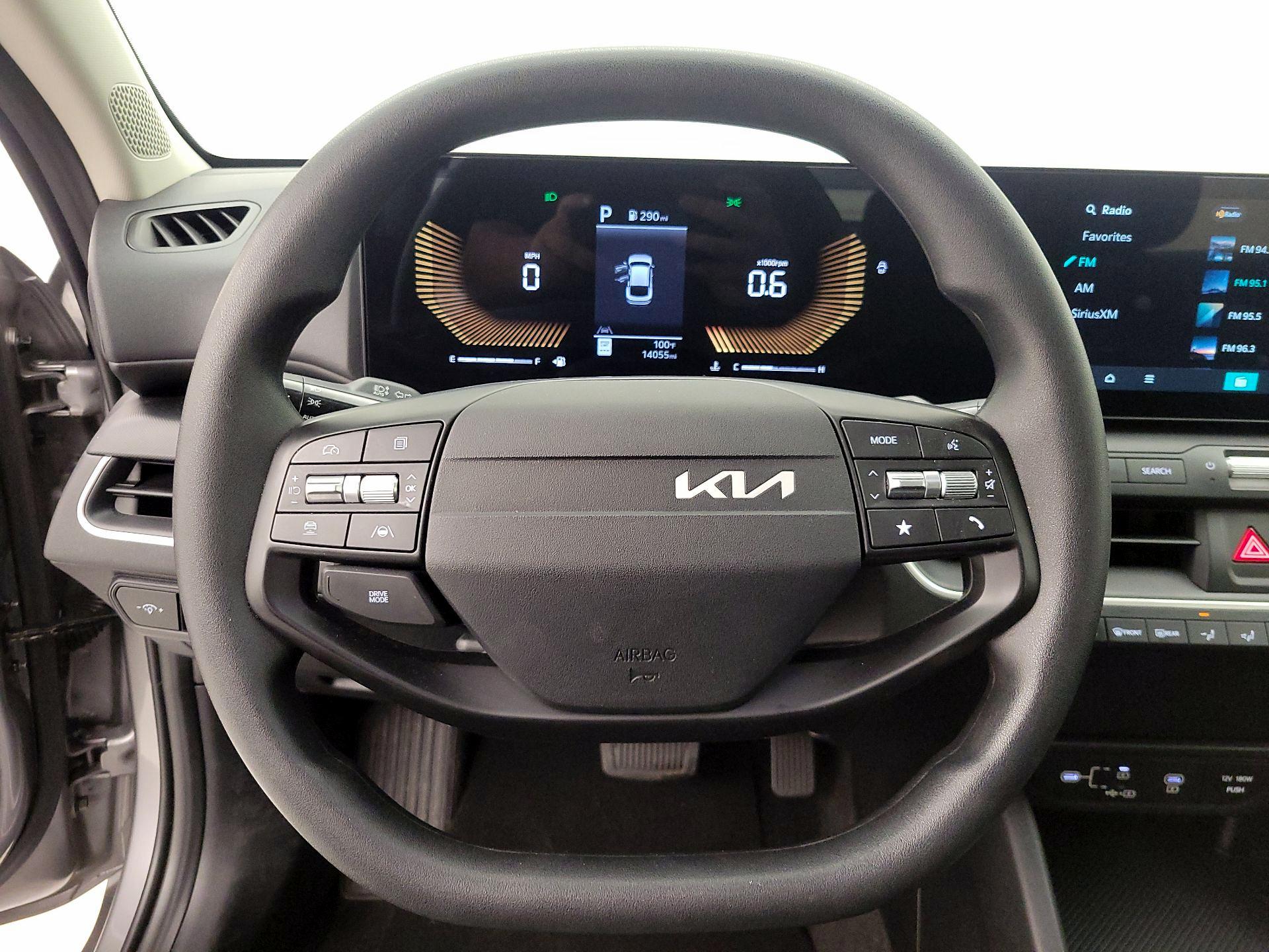 Thumbnail: 2025 Kia K4 - 10