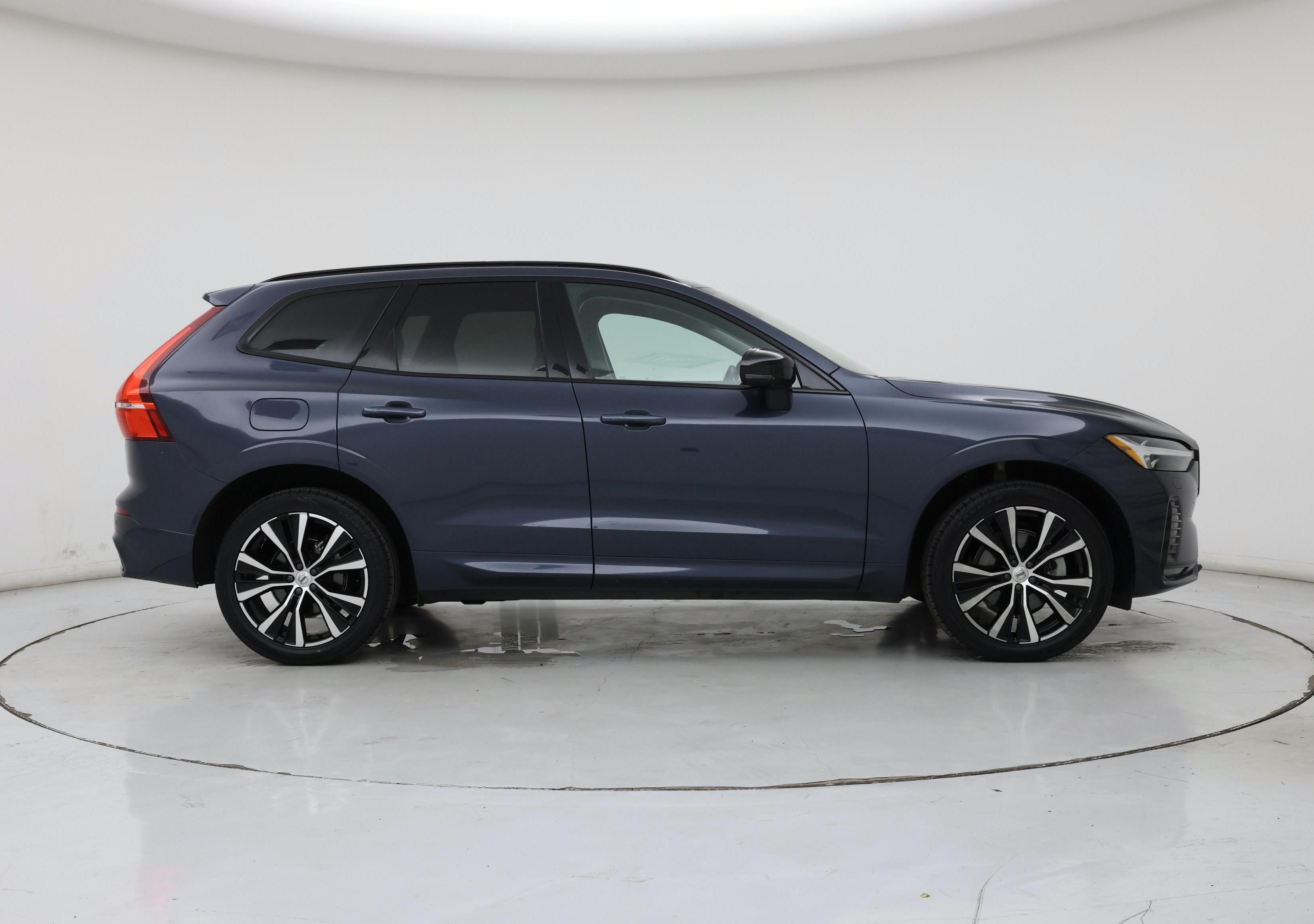Thumbnail: 2024 Volvo XC60 - 7