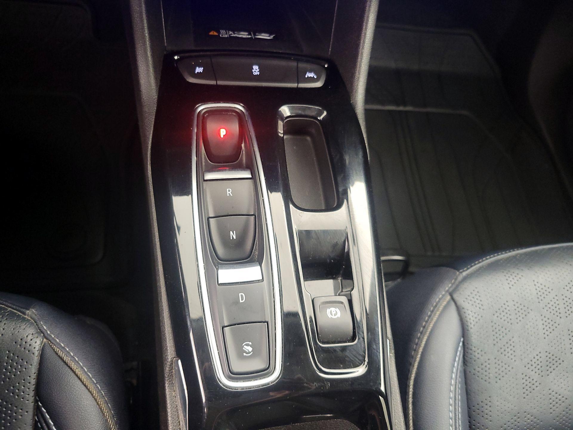 Thumbnail: 2023 Chevrolet Bolt EUV - 17