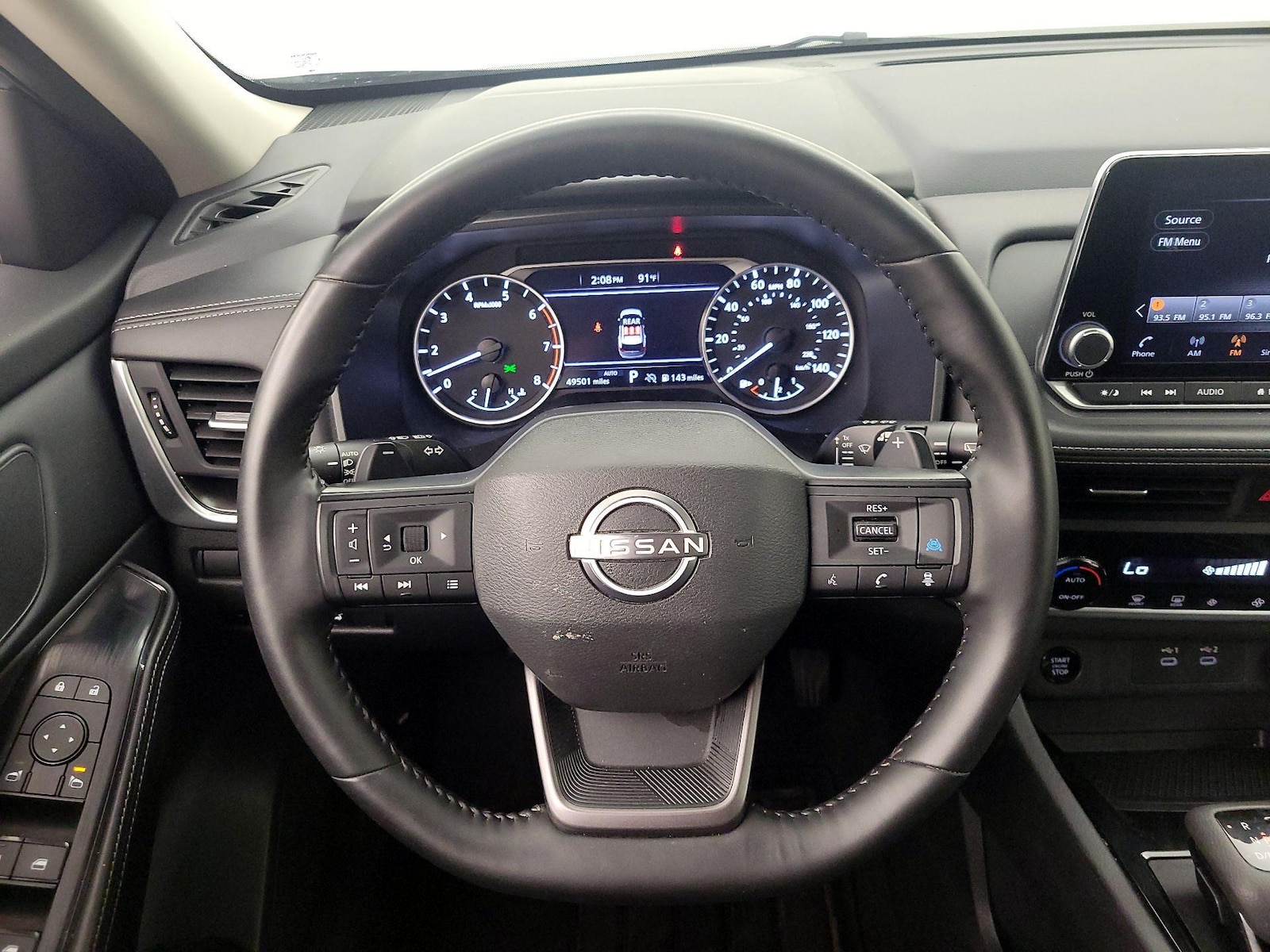 2025 Nissan Rogue SV - Photo 11