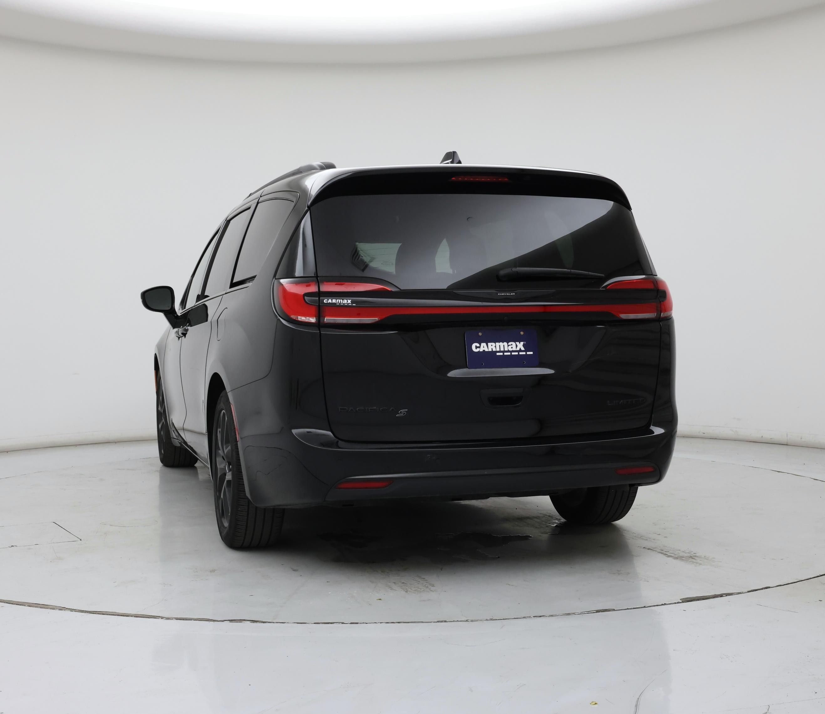 Thumbnail: 2025 Chrysler Pacifica - 6