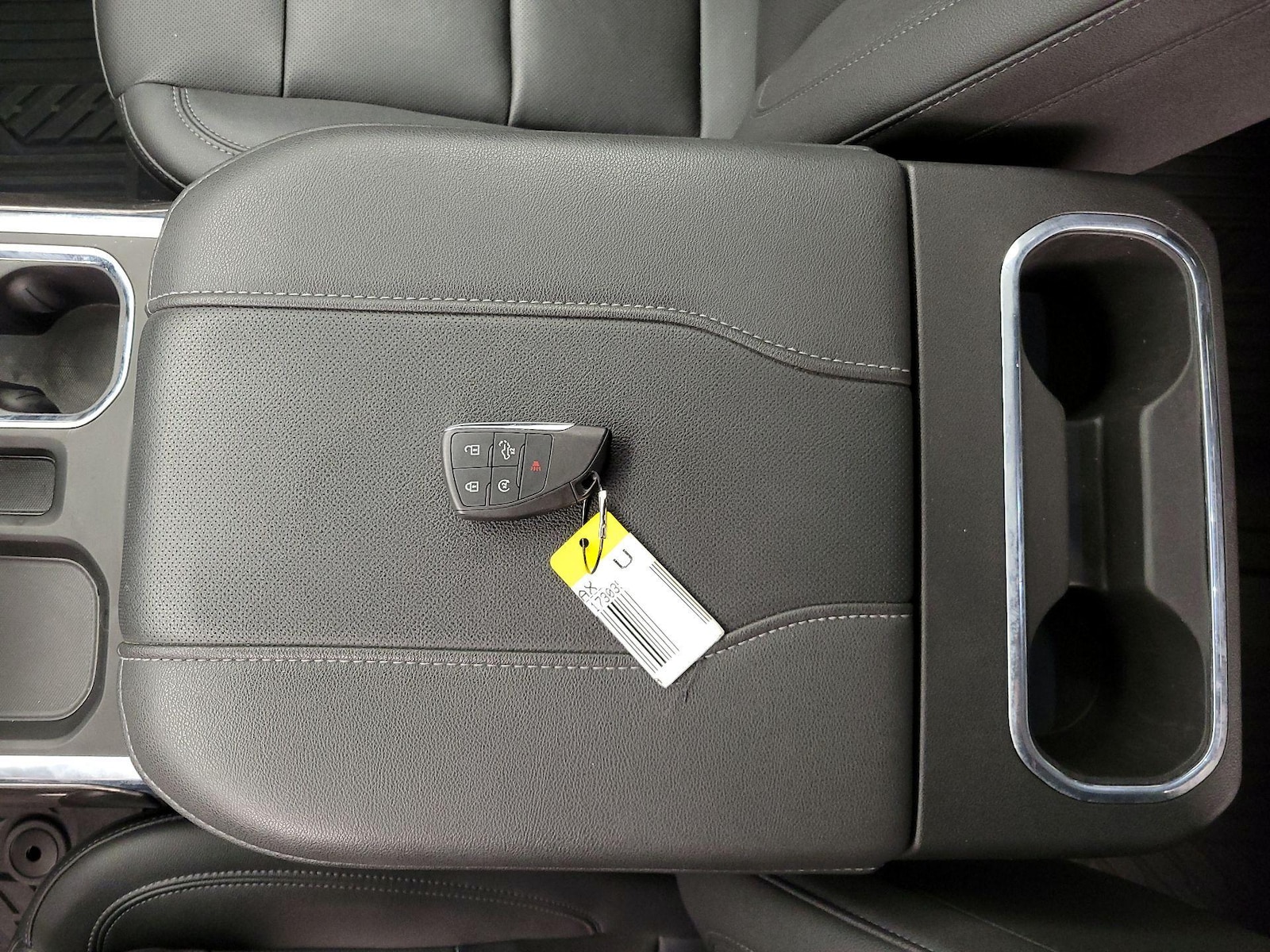 2024 Chevrolet Silverado 1500 LTZ - Photo 24
