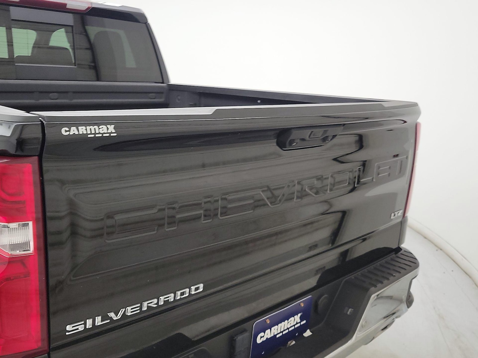2024 Chevrolet Silverado 1500 LTZ - Photo 6