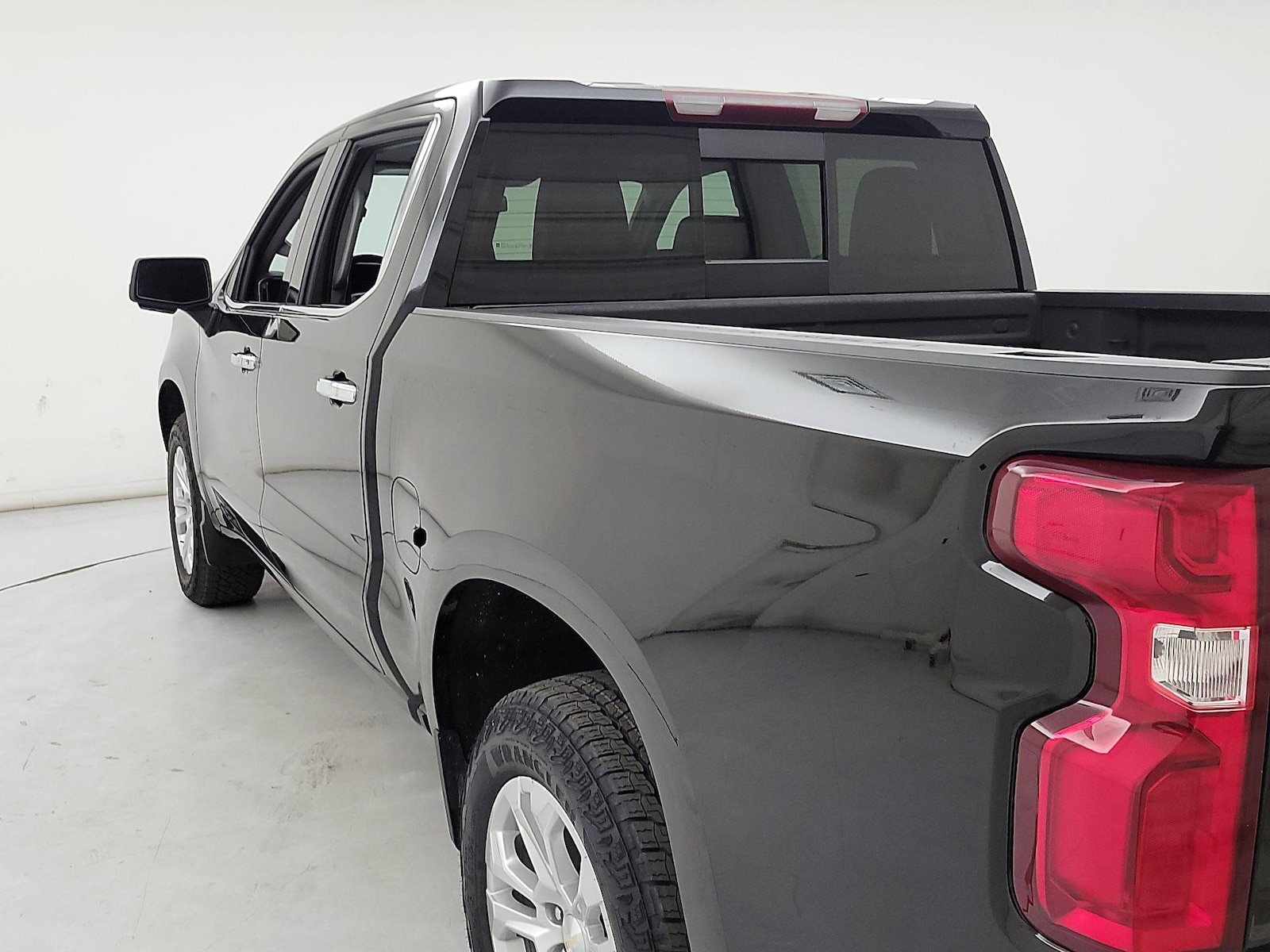 2024 Chevrolet Silverado 1500 LTZ - Photo 7