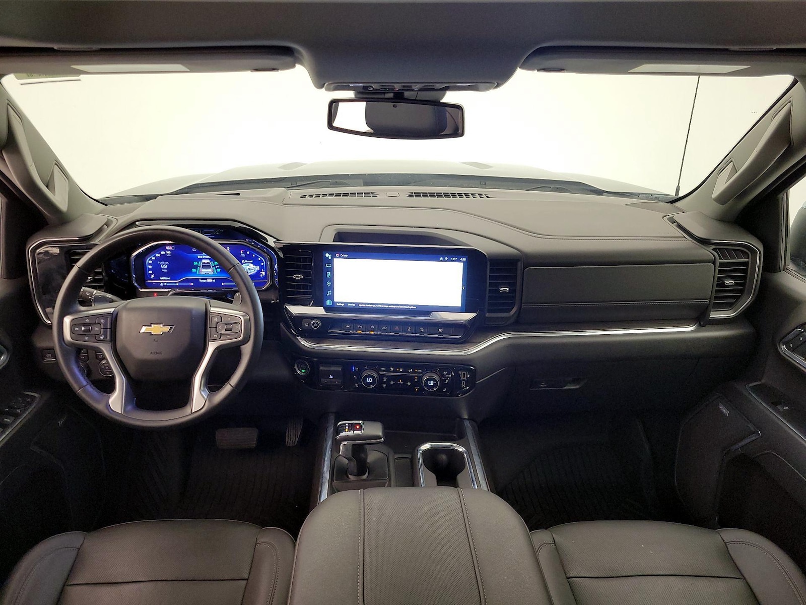 2024 Chevrolet Silverado 1500 LTZ - Photo 8