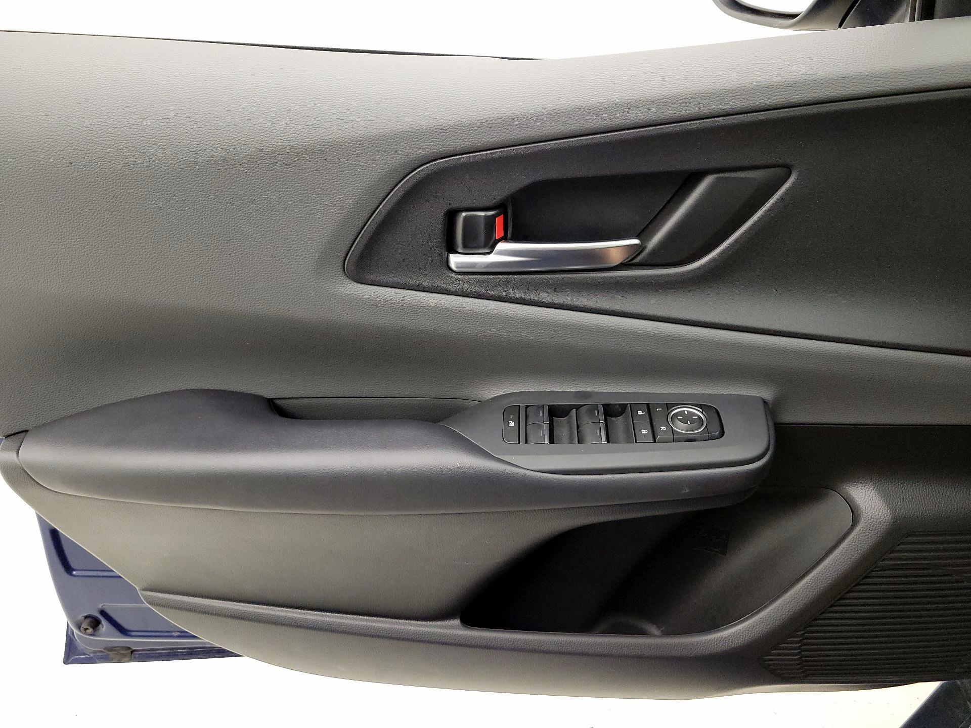 Thumbnail: 2025 Toyota Prius - 12