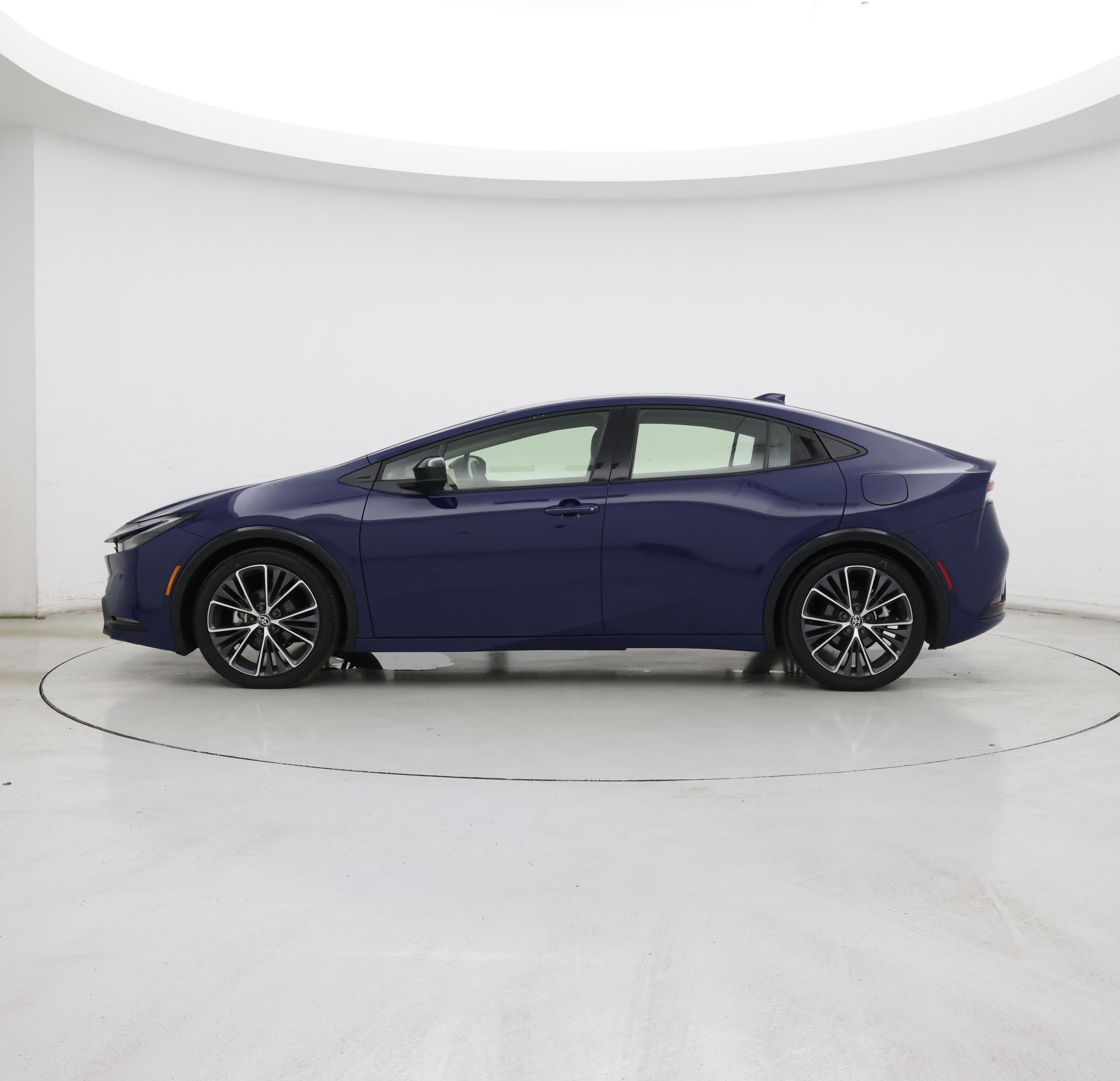 Thumbnail: 2025 Toyota Prius - 3