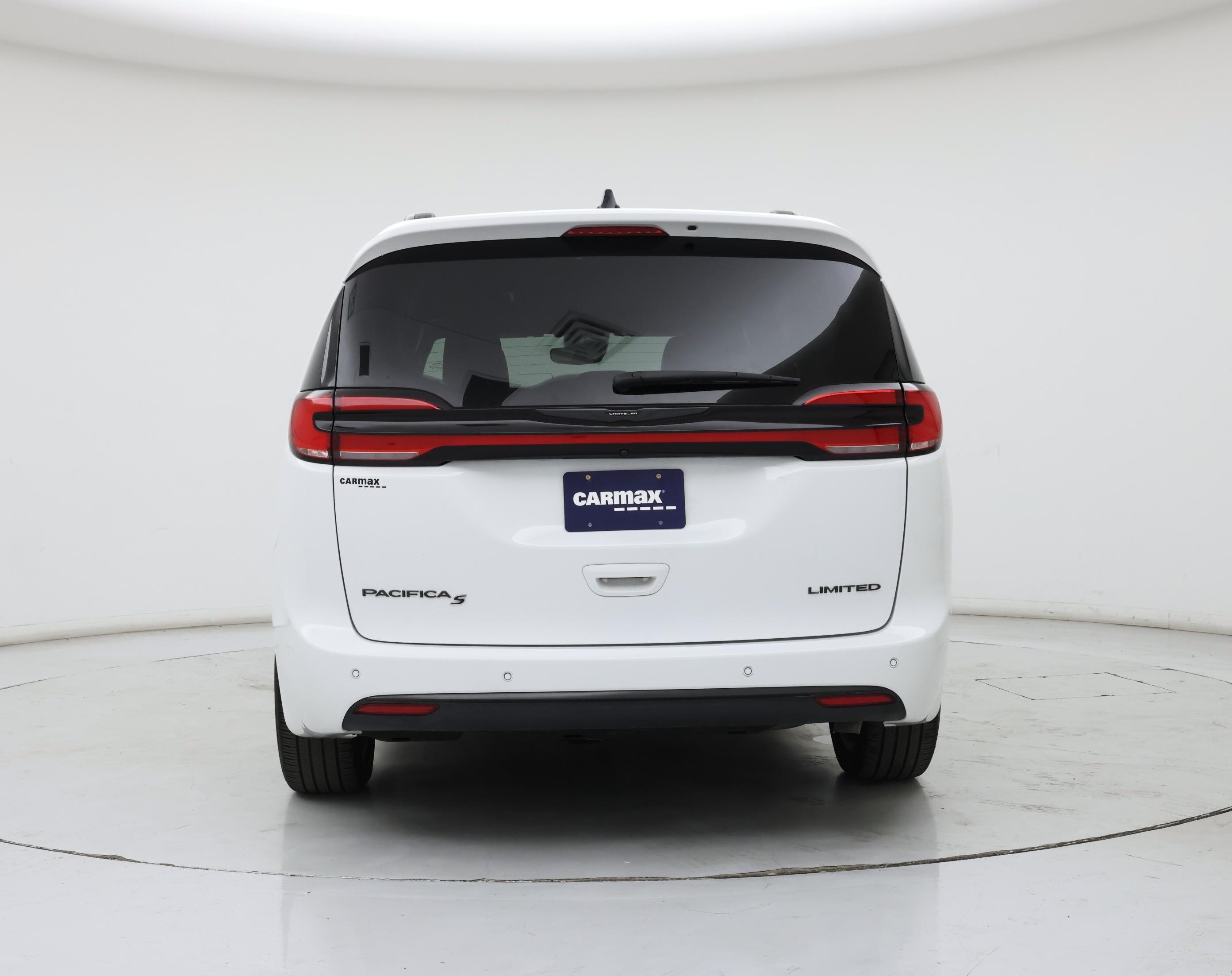 Thumbnail: 2025 Chrysler Pacifica - 6