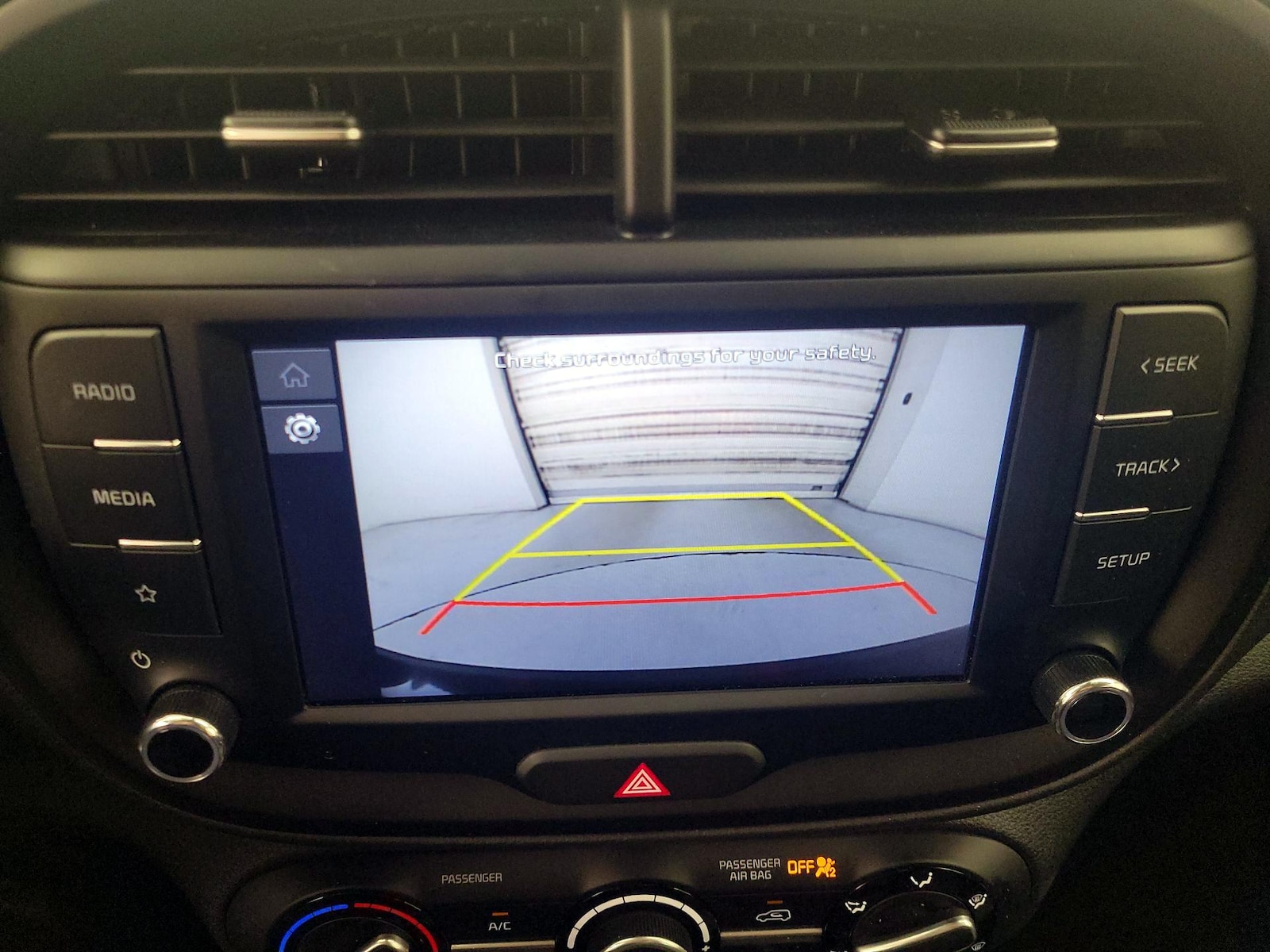 2025 Kia Soul LX - Photo 15