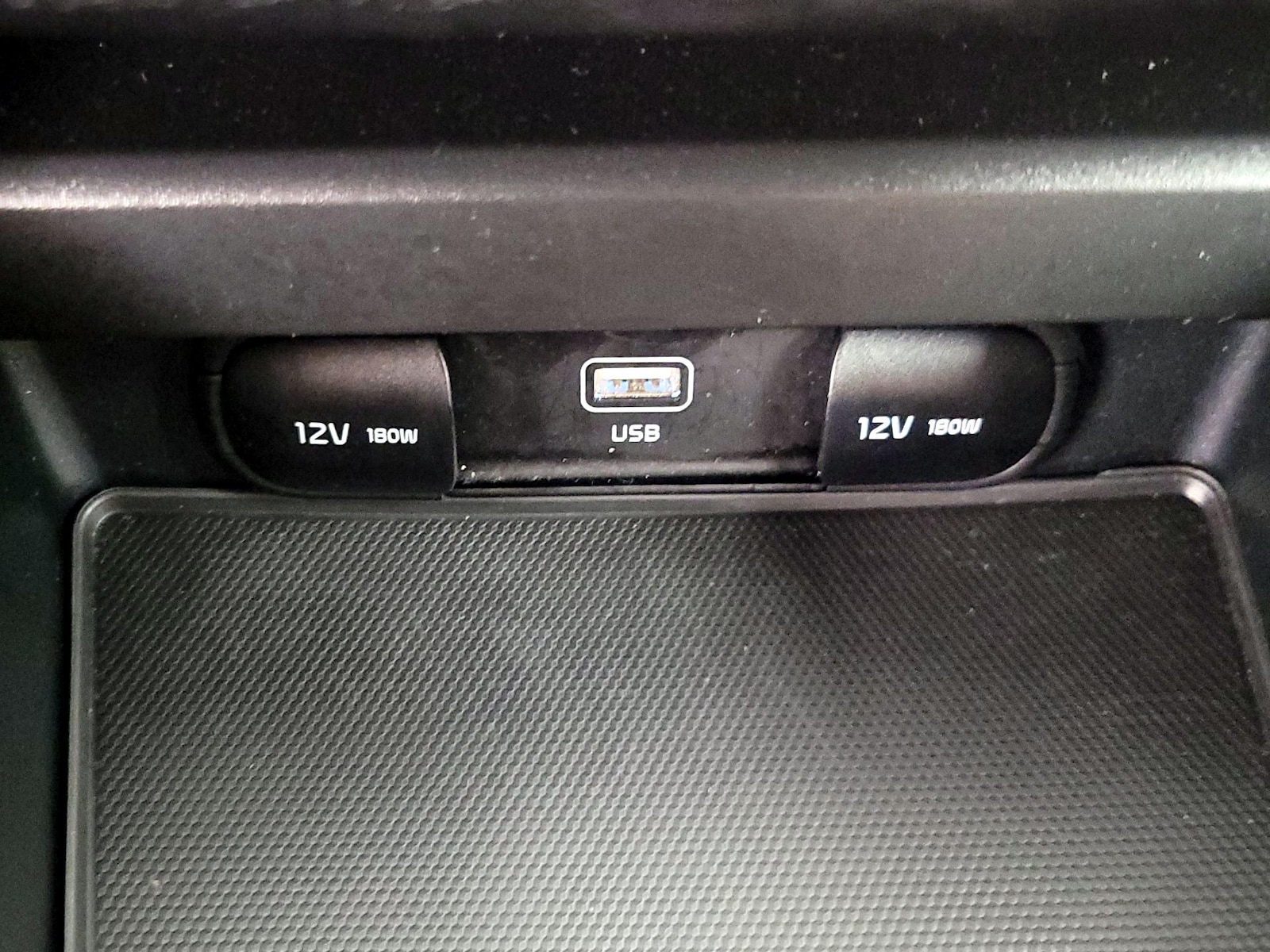 2025 Kia Soul LX - Photo 19