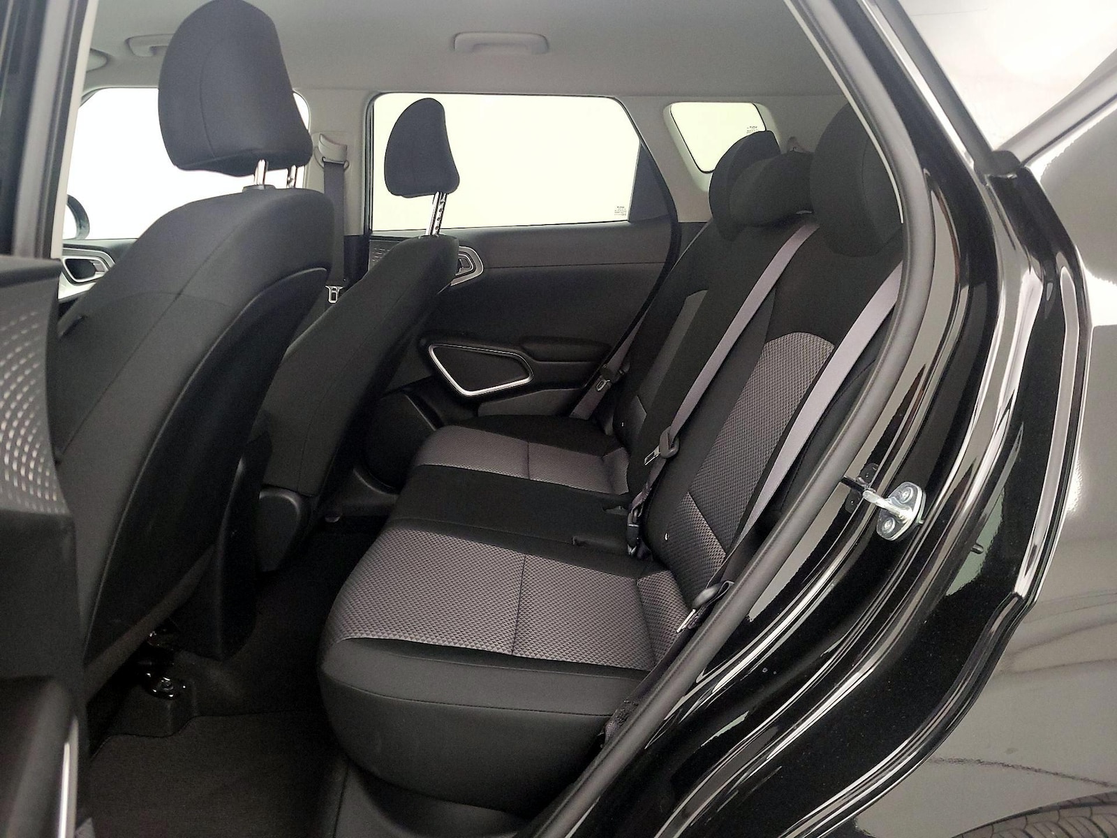 2025 Kia Soul LX - Photo 20
