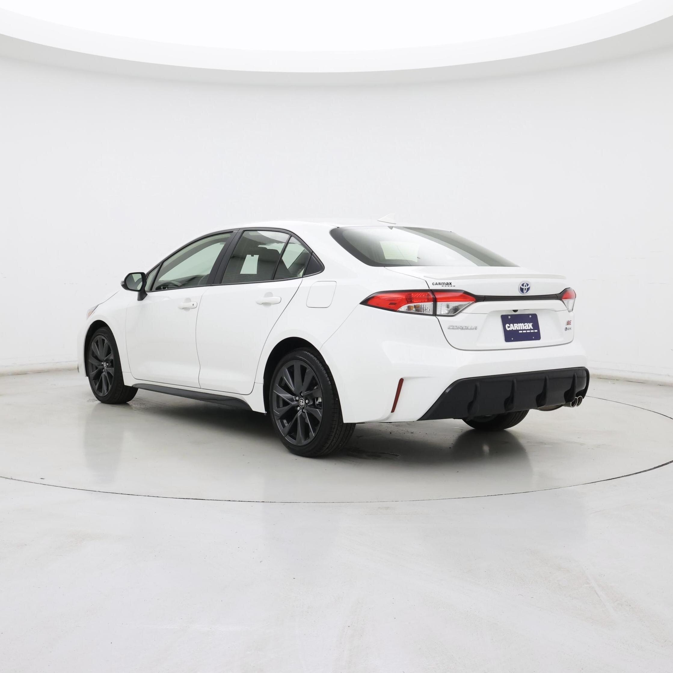 Thumbnail: 2025 Toyota Corolla - 2