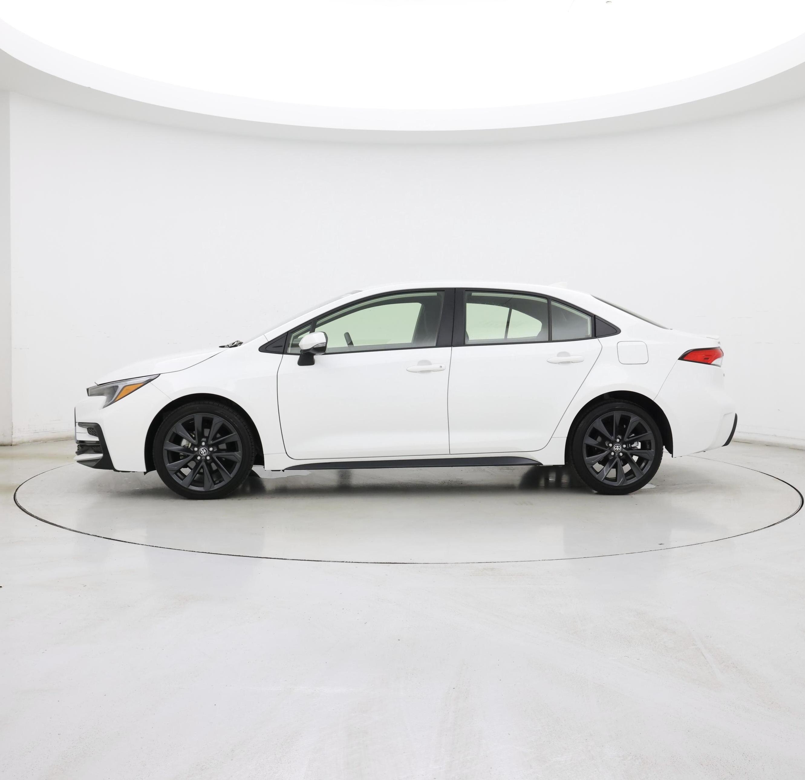 Thumbnail: 2025 Toyota Corolla - 3