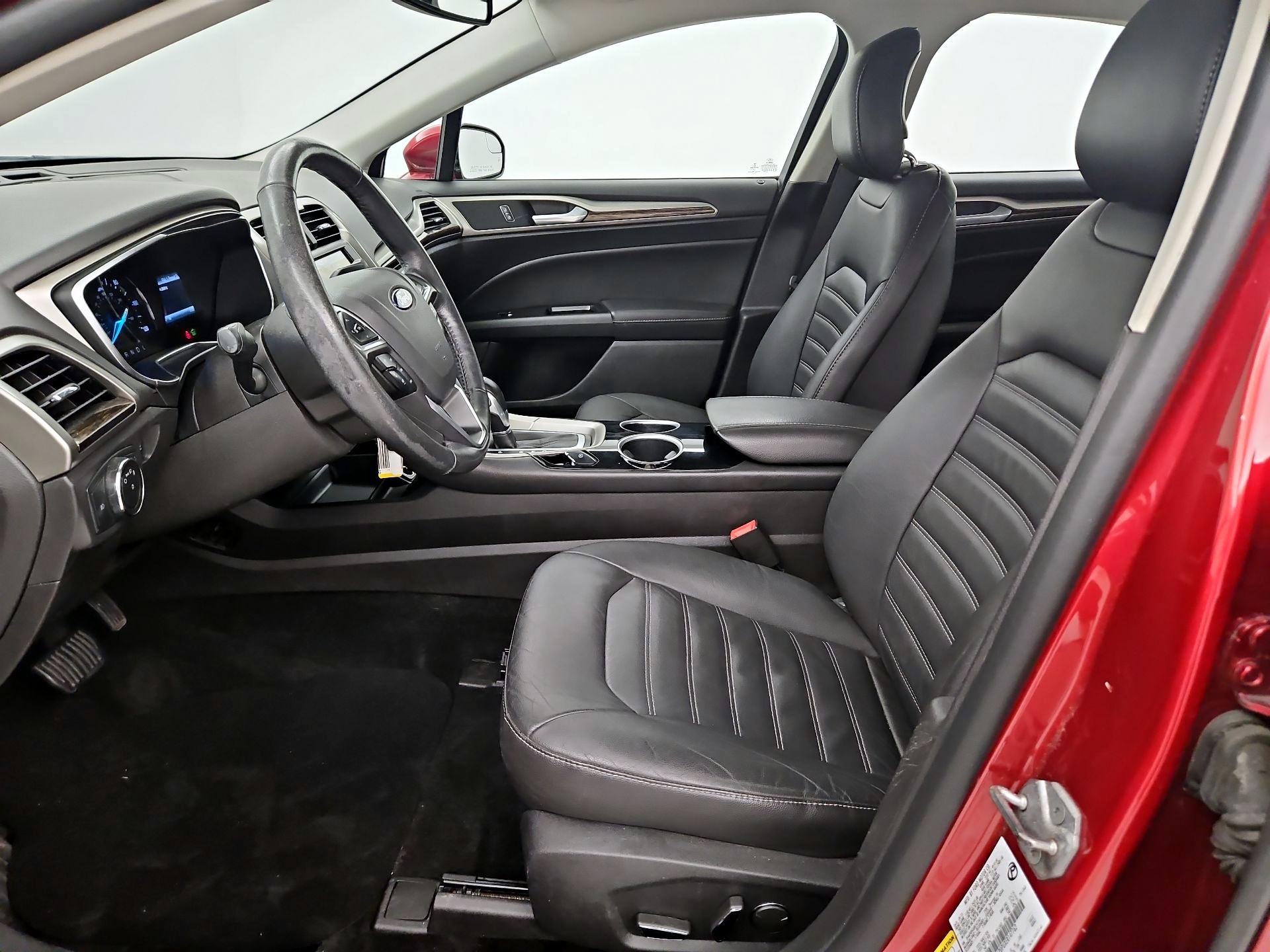 Thumbnail: 2014 Ford Fusion - 11