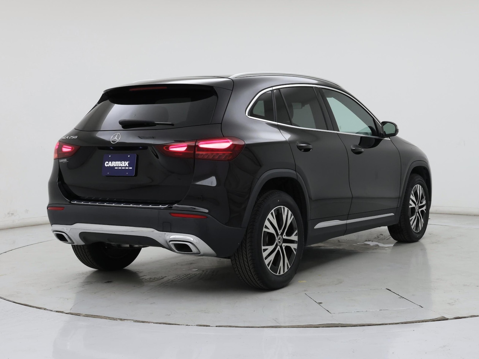2025 Mercedes-Benz GLA GLA250 - Photo 9