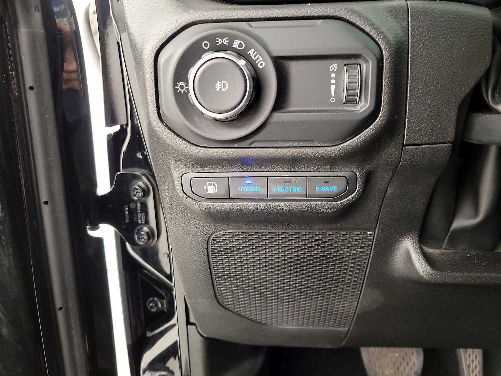 2023 Jeep Wrangler 4xe Willys 4XE - Photo 14