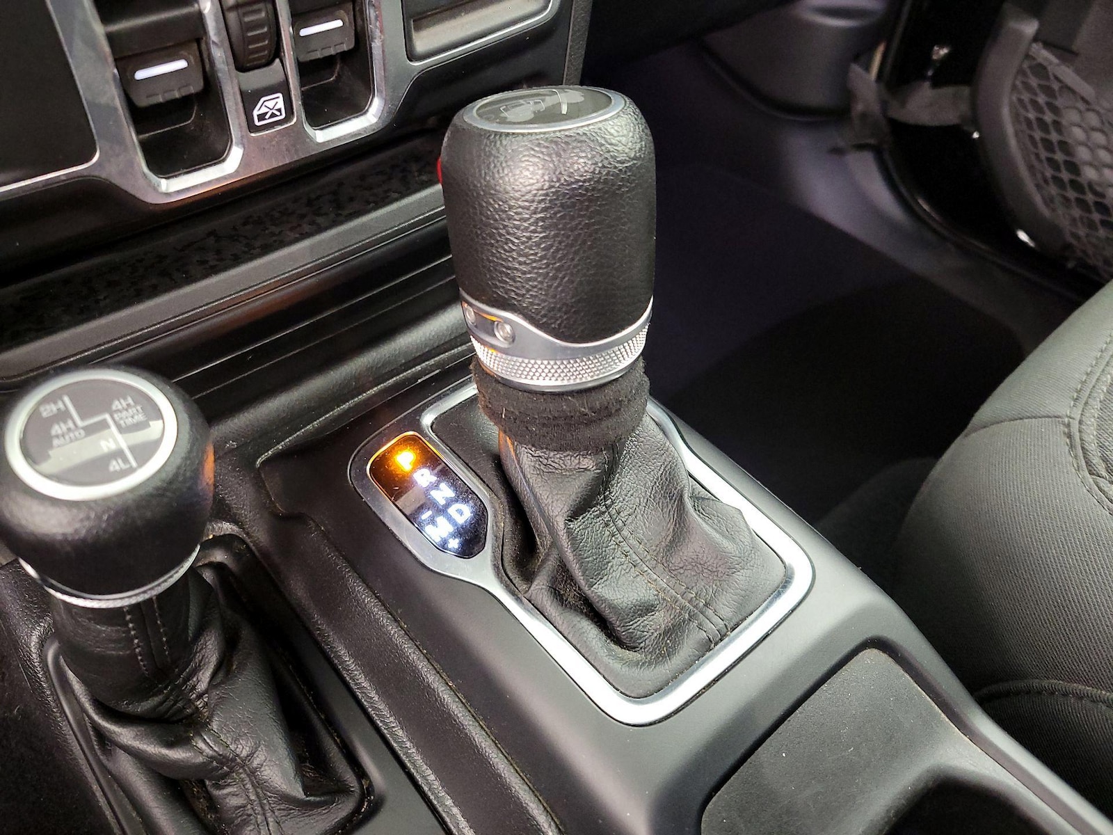2023 Jeep Wrangler 4xe Willys 4XE - Photo 18