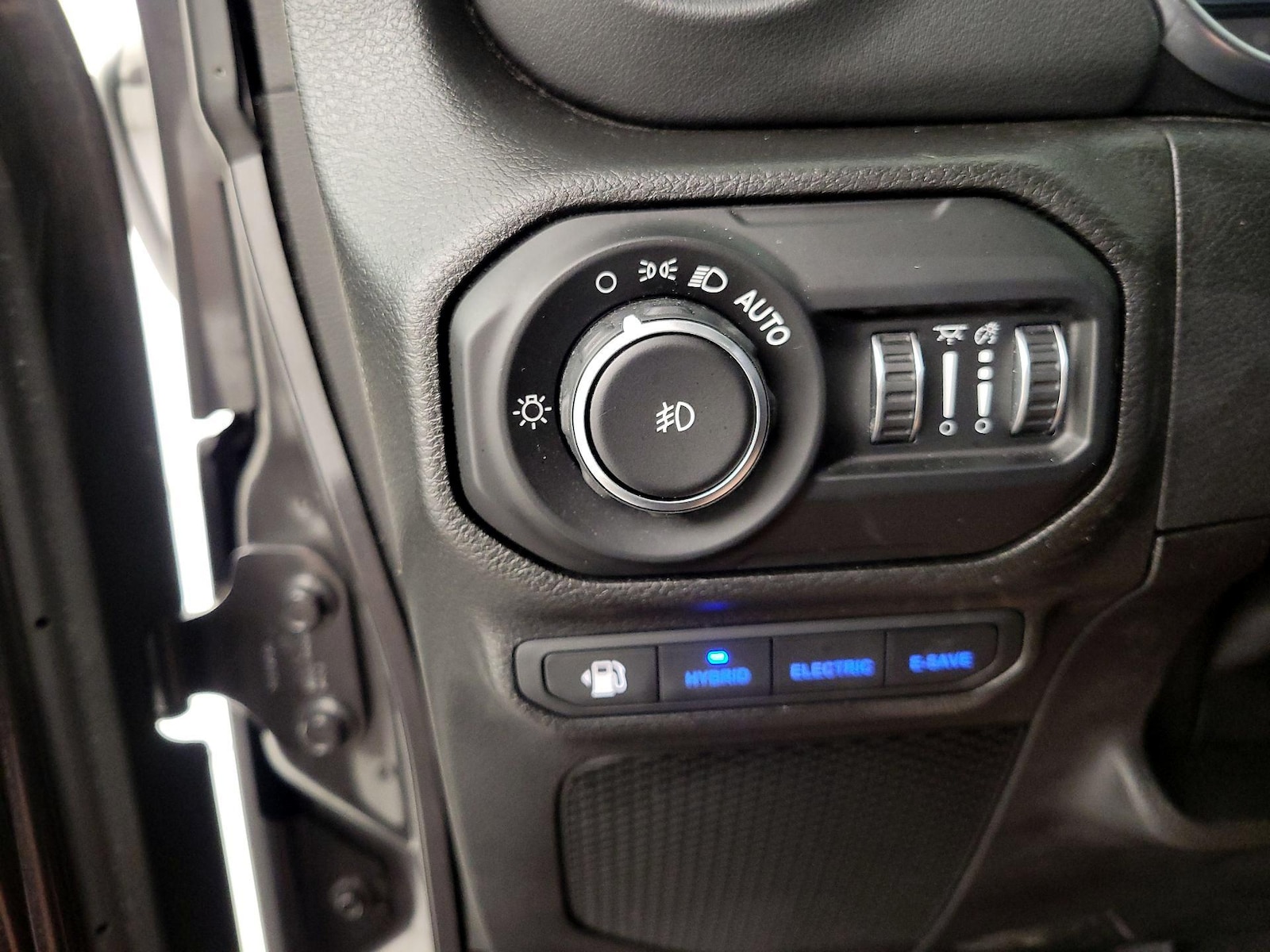 2021 Jeep Wrangler Unlimited Sahara 4XE - Photo 12
