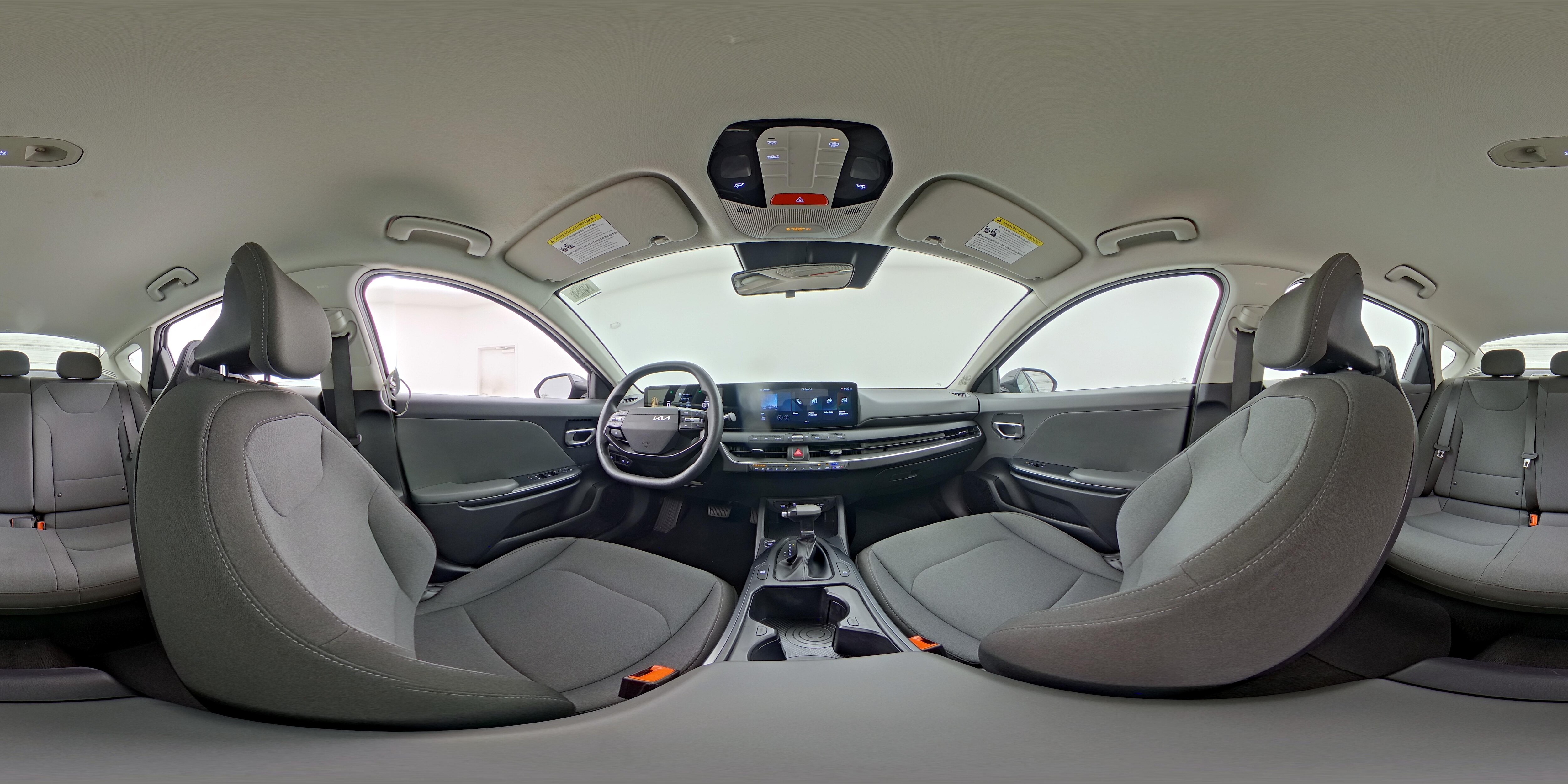 2025 Kia K4 LXS - Photo 24