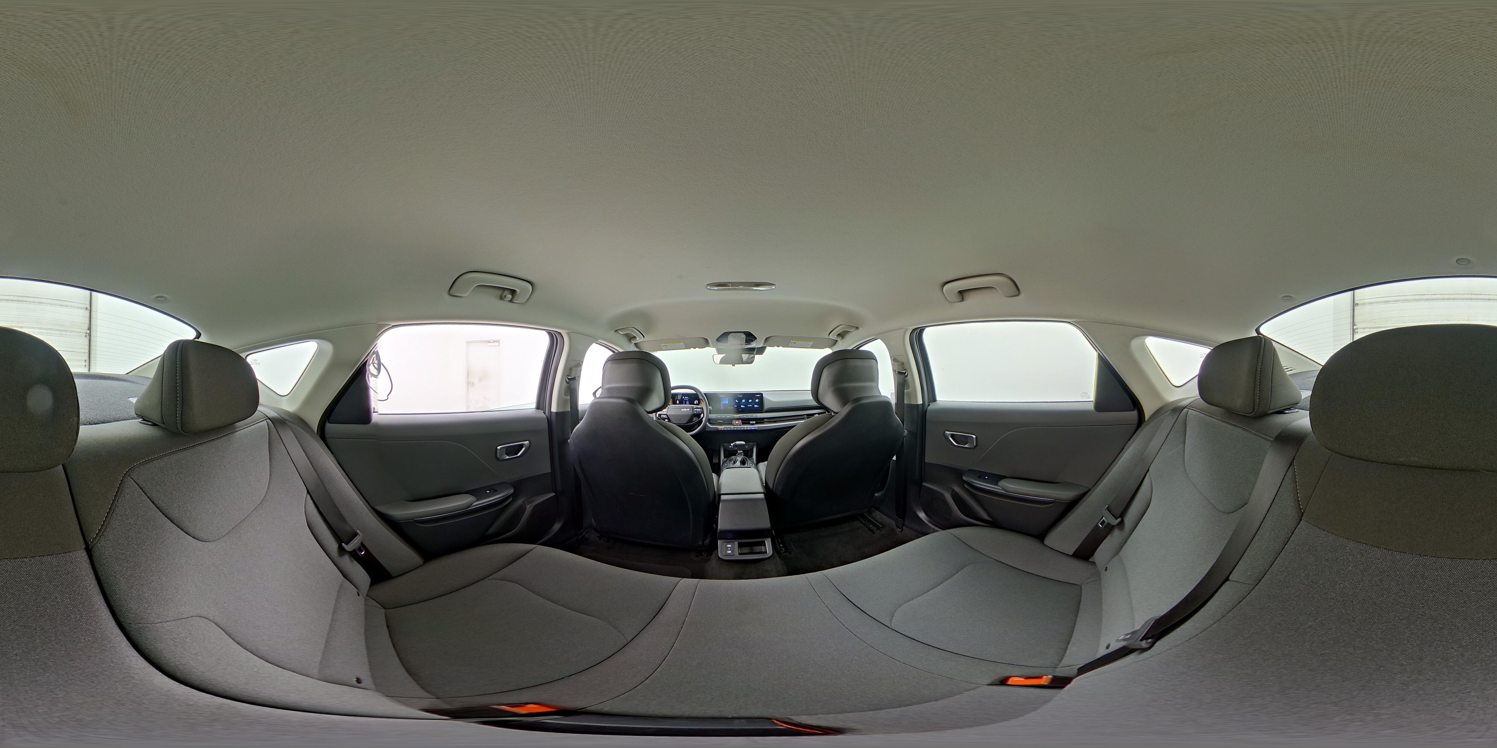 2025 Kia K4 LXS - Photo 25
