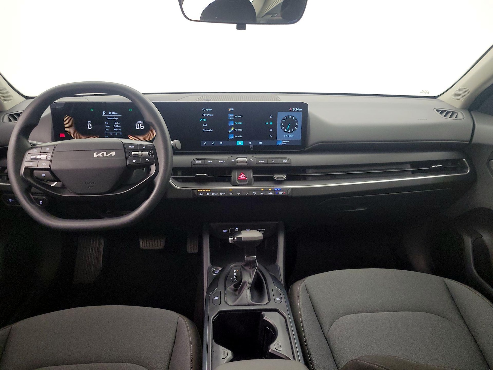 2025 Kia K4 LXS - Photo 10