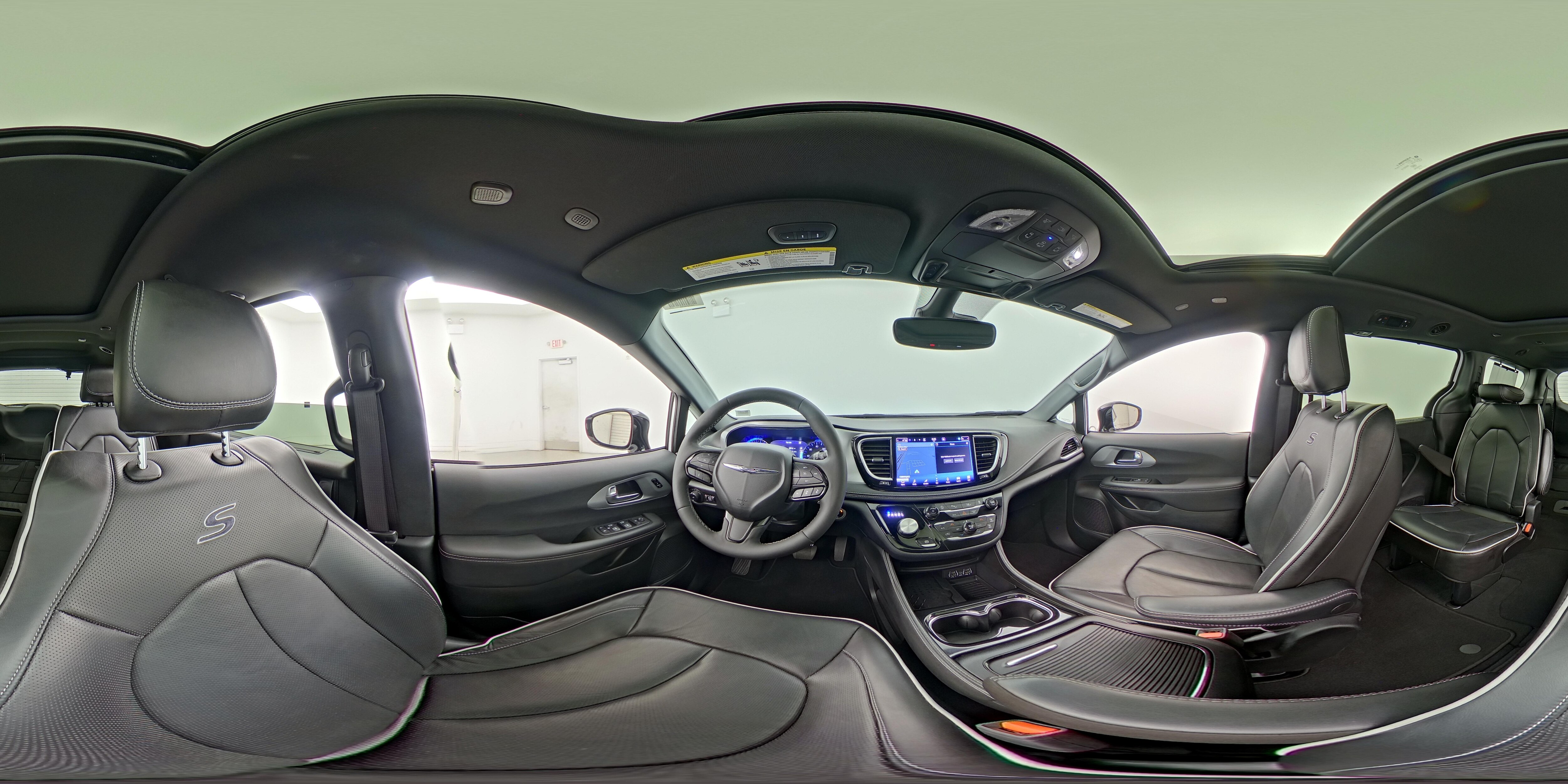 2025 Chrysler Pacifica Limited - Photo 30